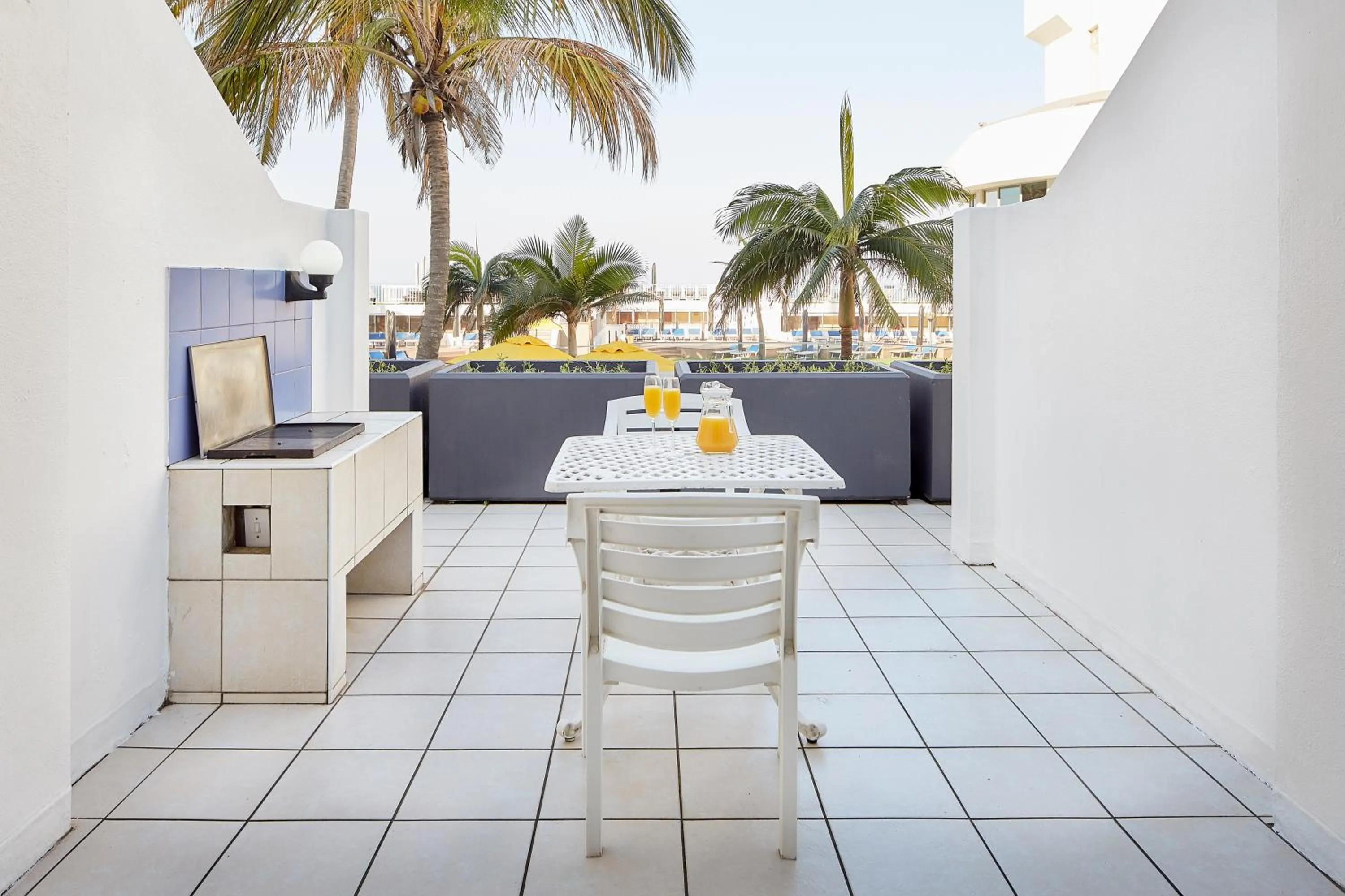 Patio in First Group La Montagne