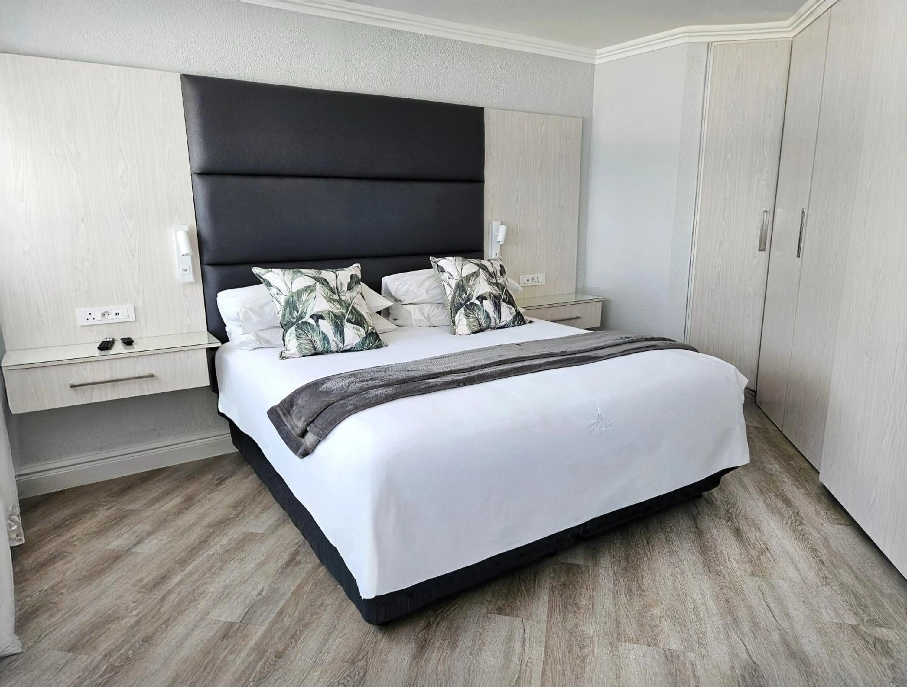 Bedroom, Bed in First Group La Montagne