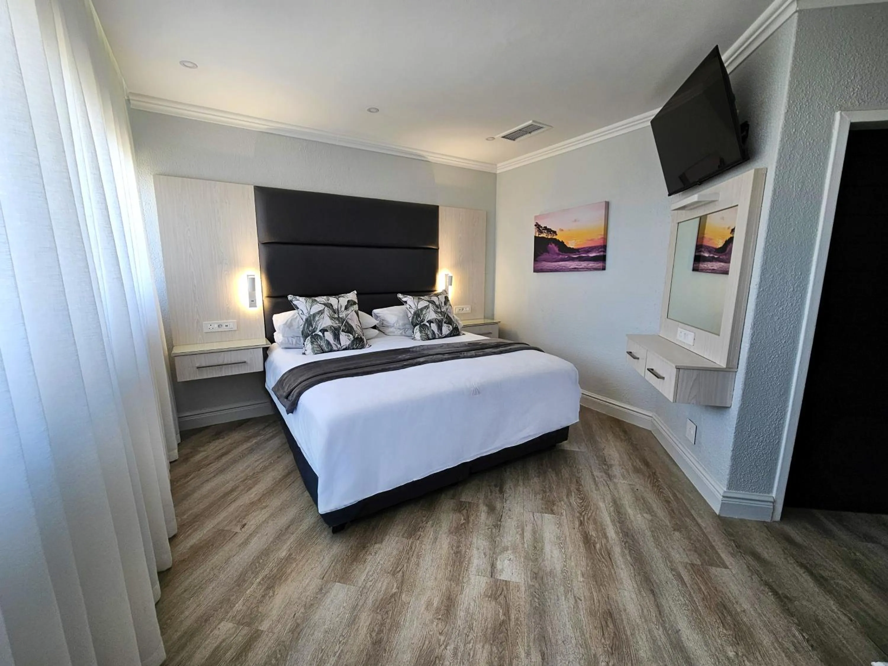 Bedroom, Bed in First Group La Montagne