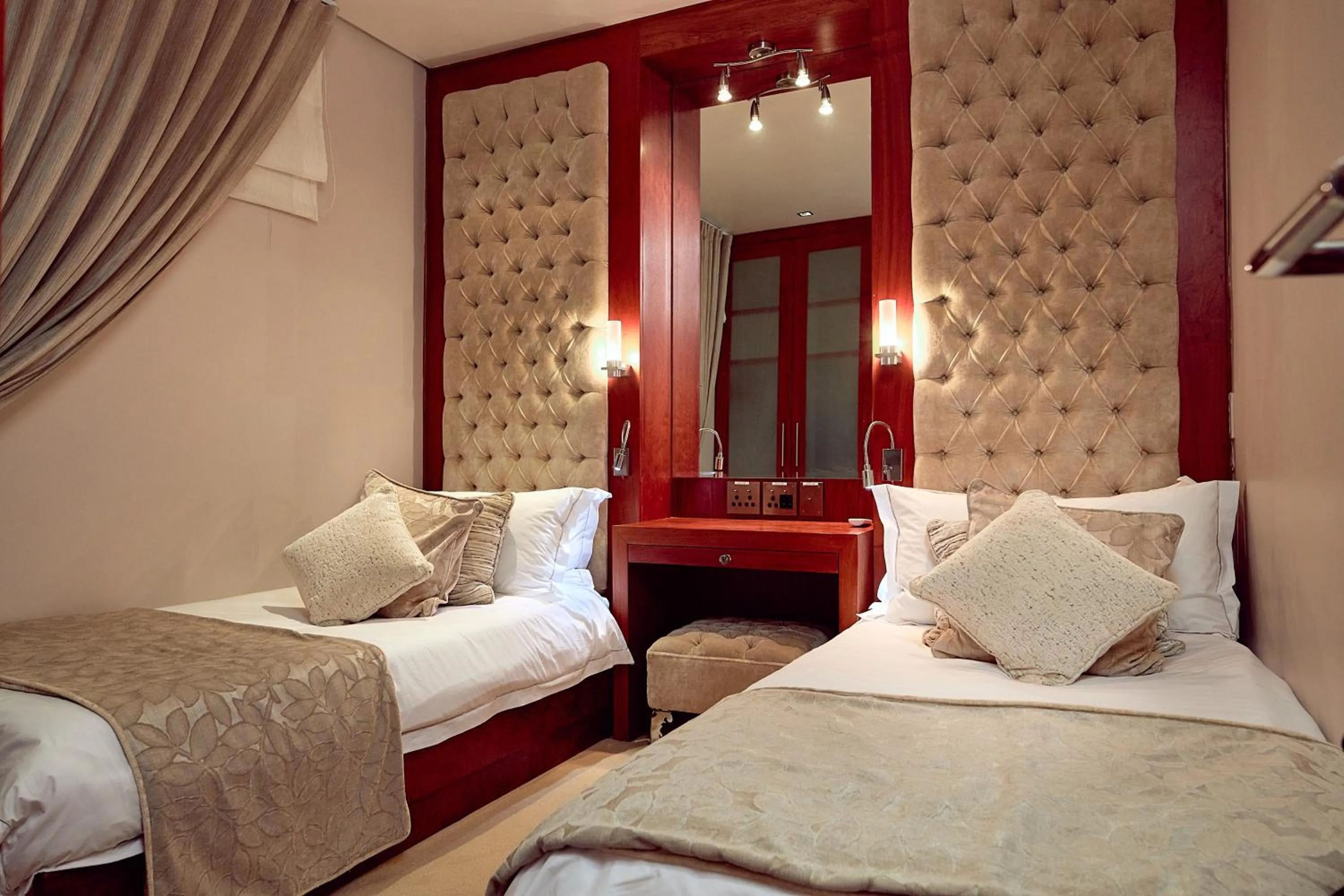 Bed in First Group La Montagne