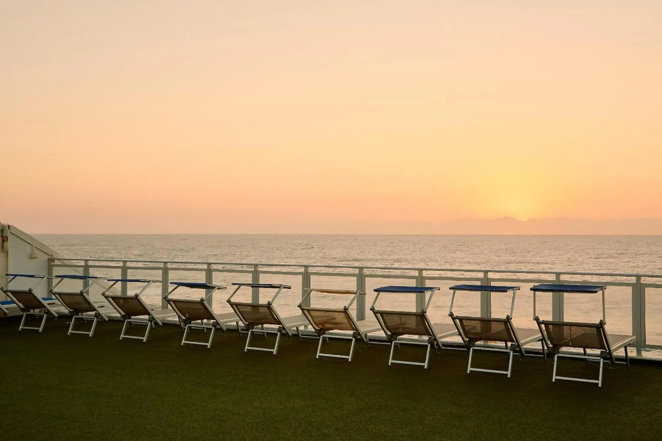 Balcony/Terrace in First Group La Montagne