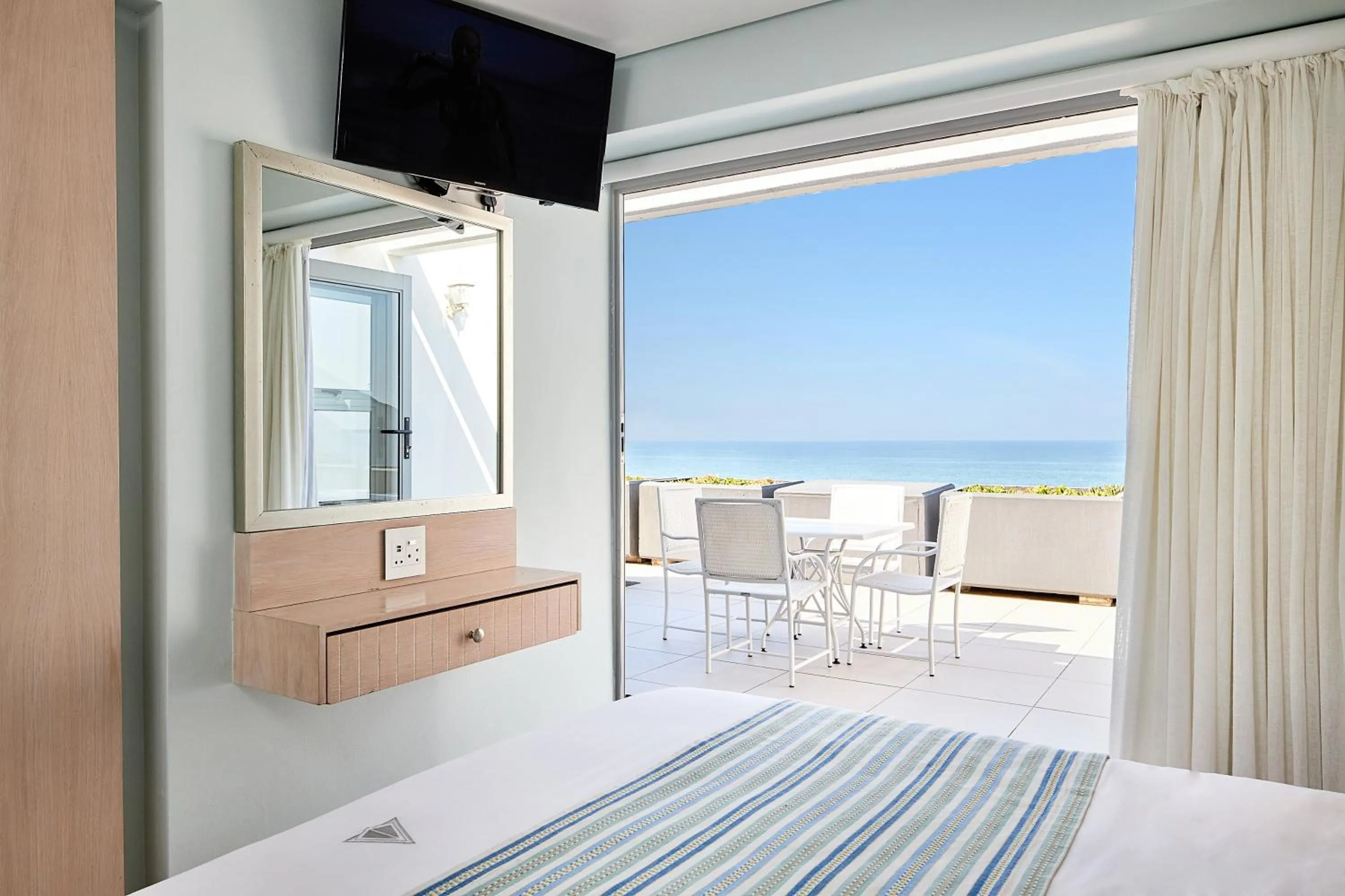 Bed in First Group La Montagne