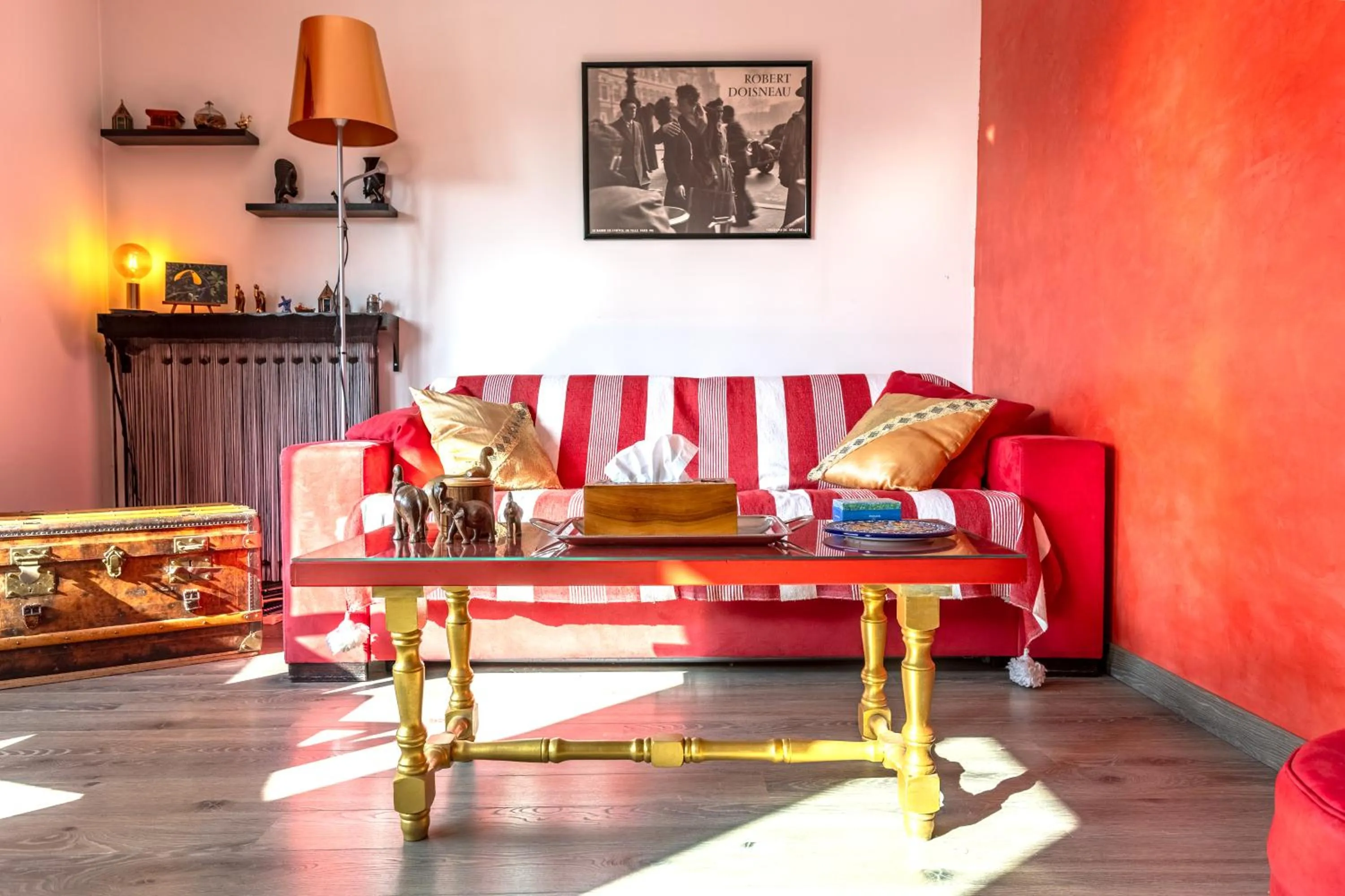 Communal lounge/ TV room in Chambre d'Amis - Chambres d'Hôtes-B&B-Guest House