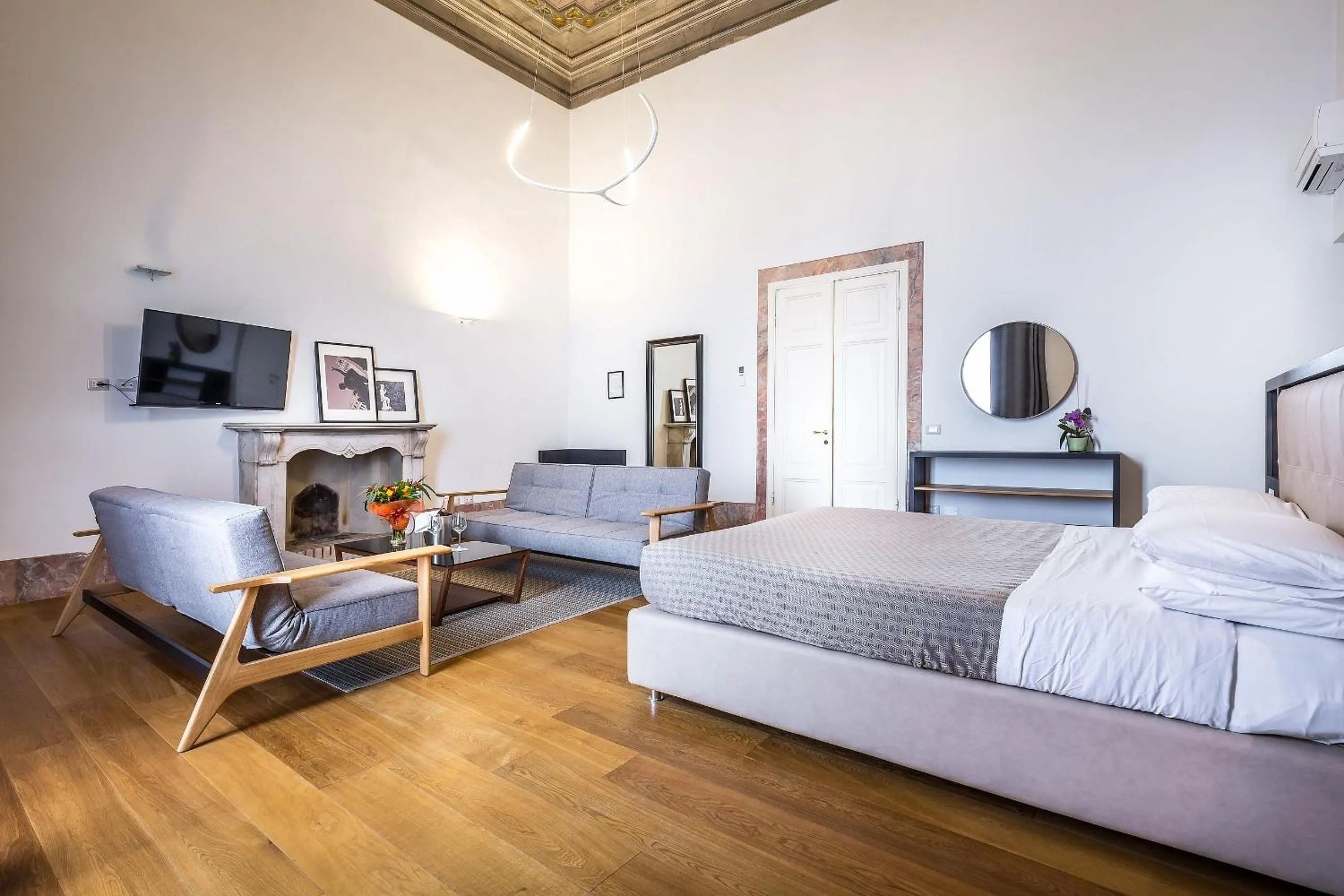 Decorative detail, Bed in Residenza D'Epoca Al Numero 8