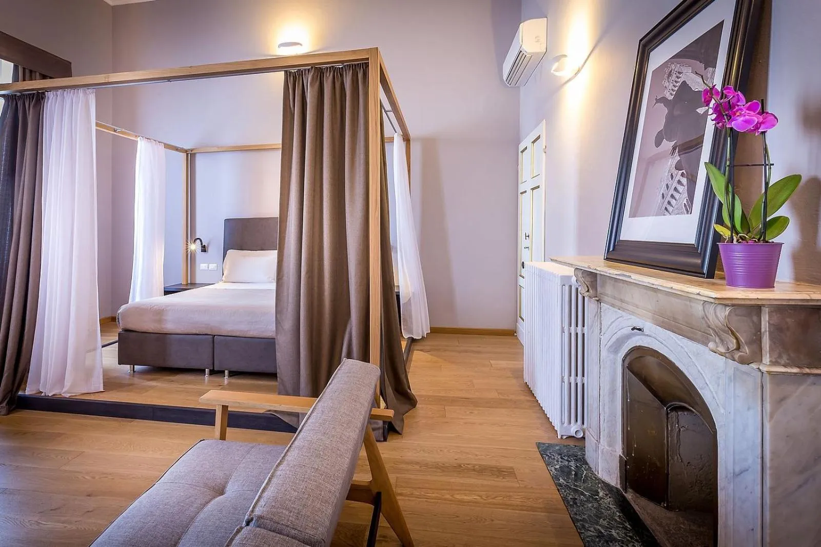 Photo of the whole room, Bed in Residenza D'Epoca Al Numero 8