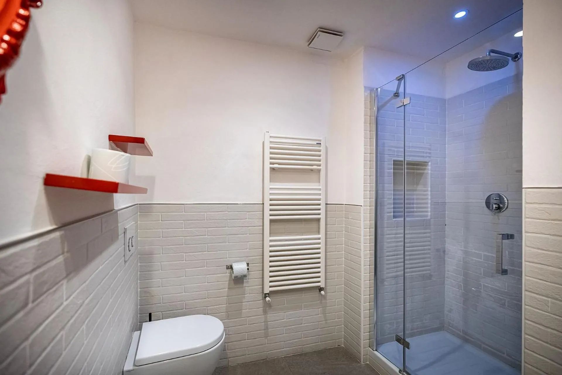 Shower in Residenza D'Epoca Al Numero 8