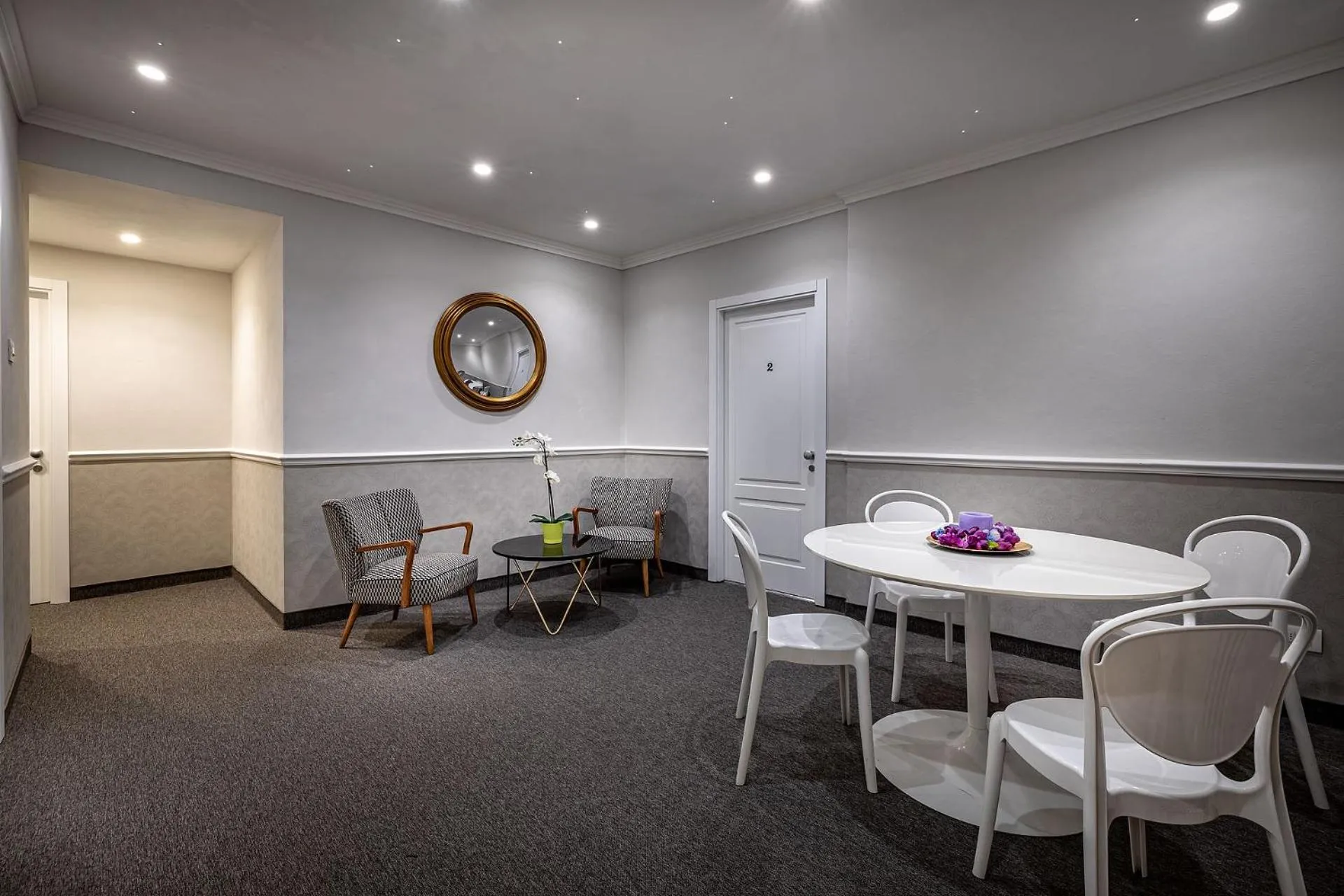 Lobby or reception in Residenza D'Epoca Al Numero 8