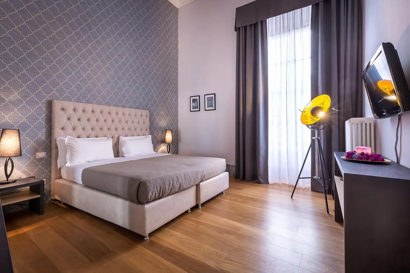 TV and multimedia, Bed in Residenza D'Epoca Al Numero 8