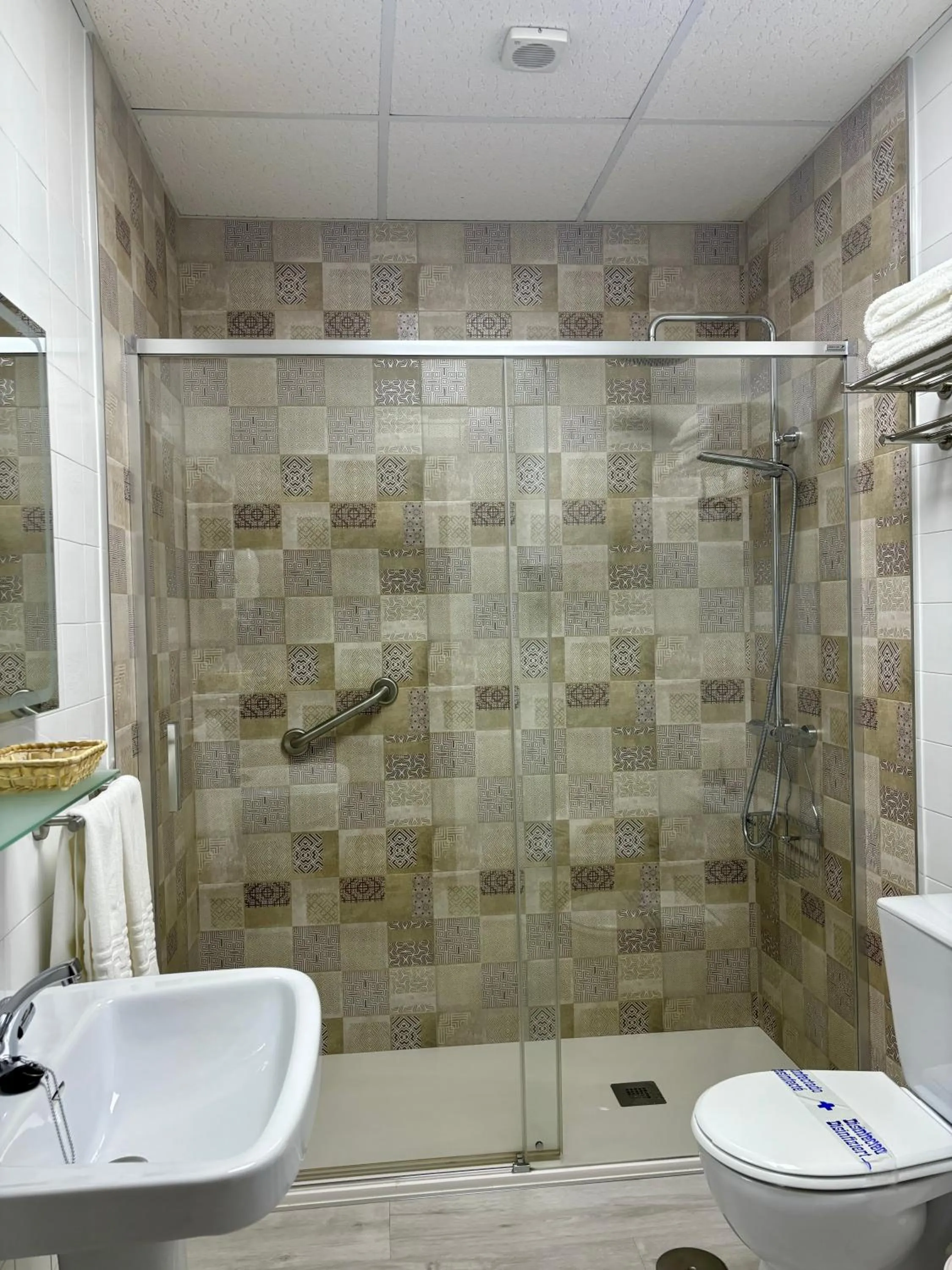 Bathroom in Hotel Vasco Da Gama