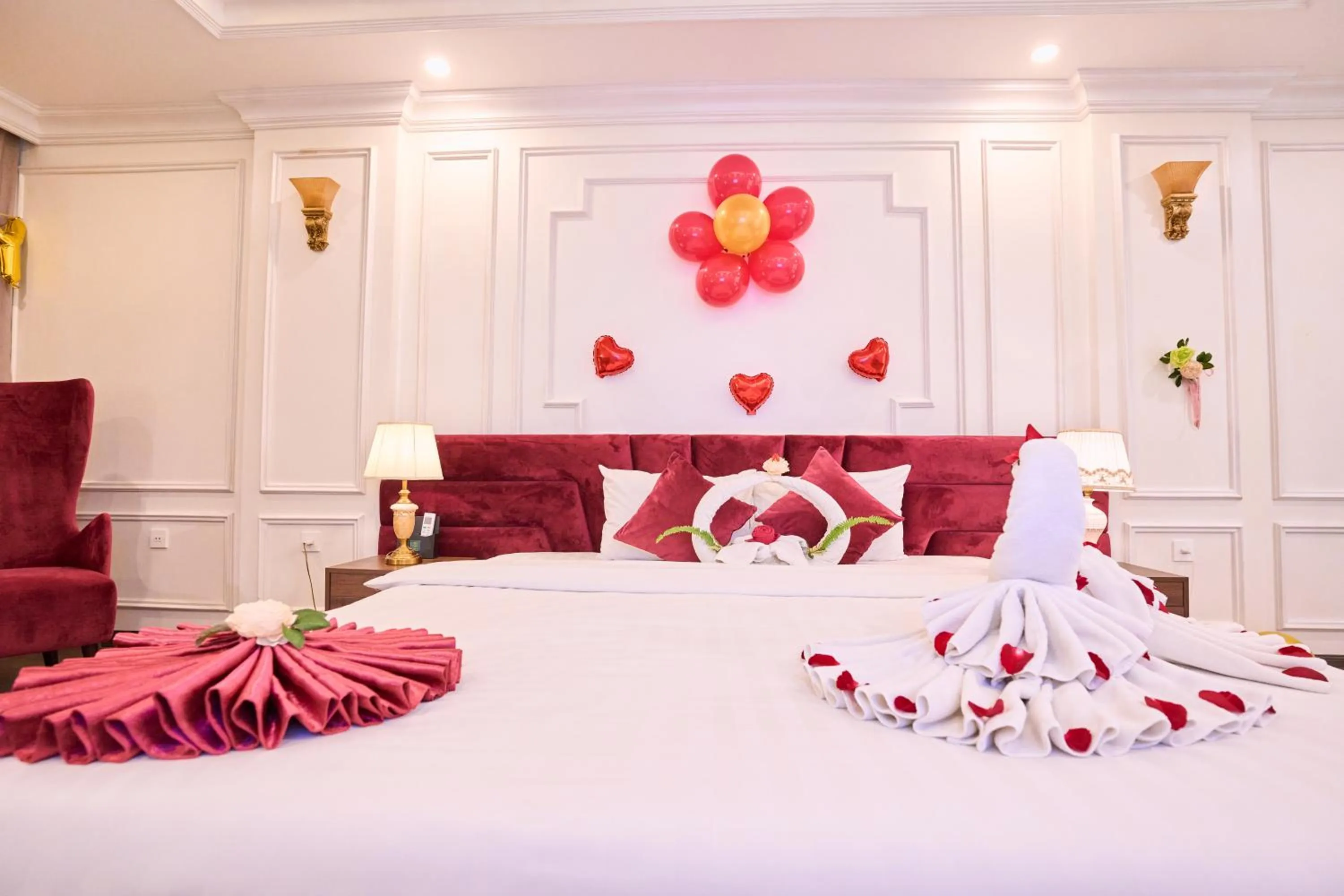 Decorative detail, Bed in Le Haute Hotel Hai Phong