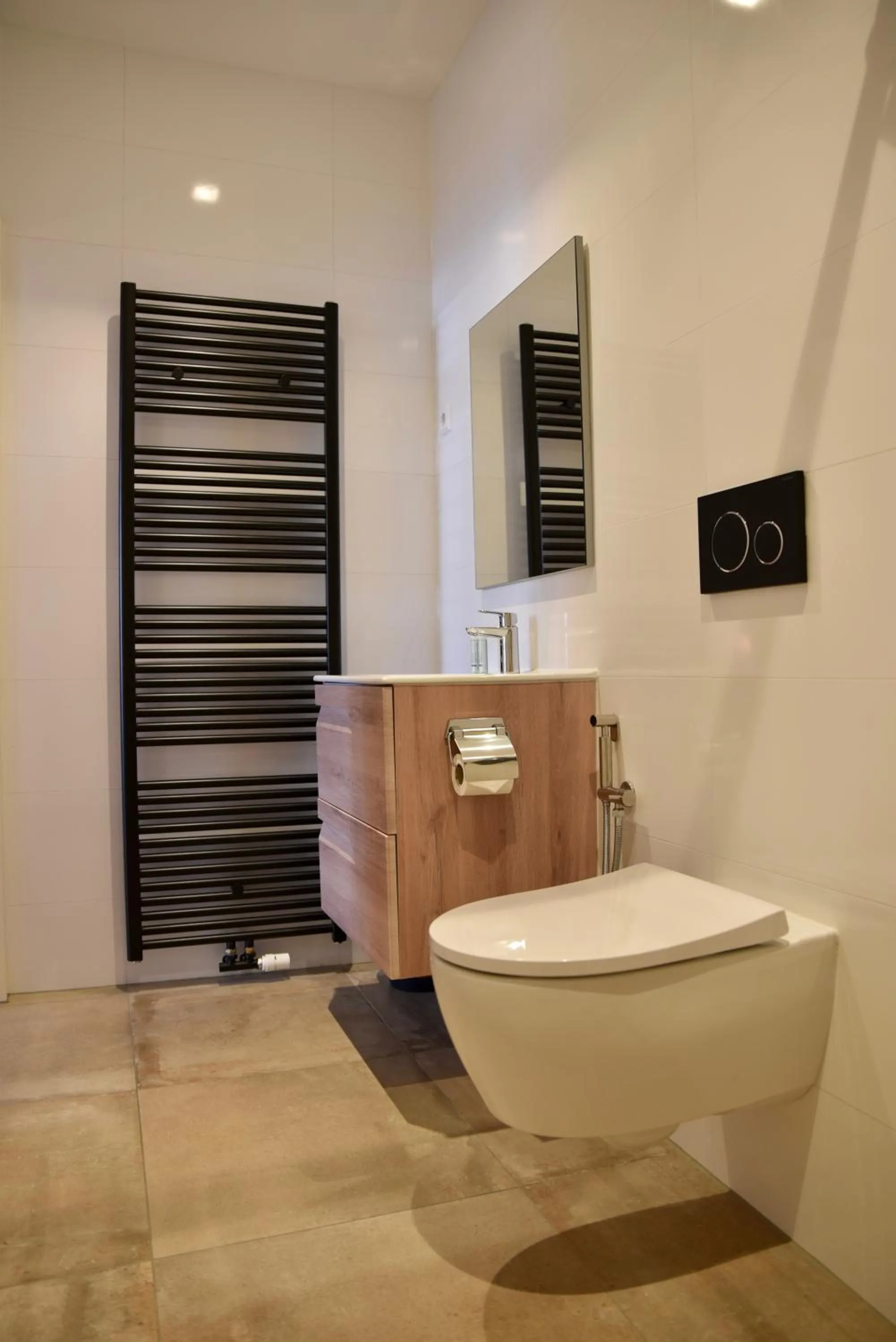 Bathroom in Hofje van Maas