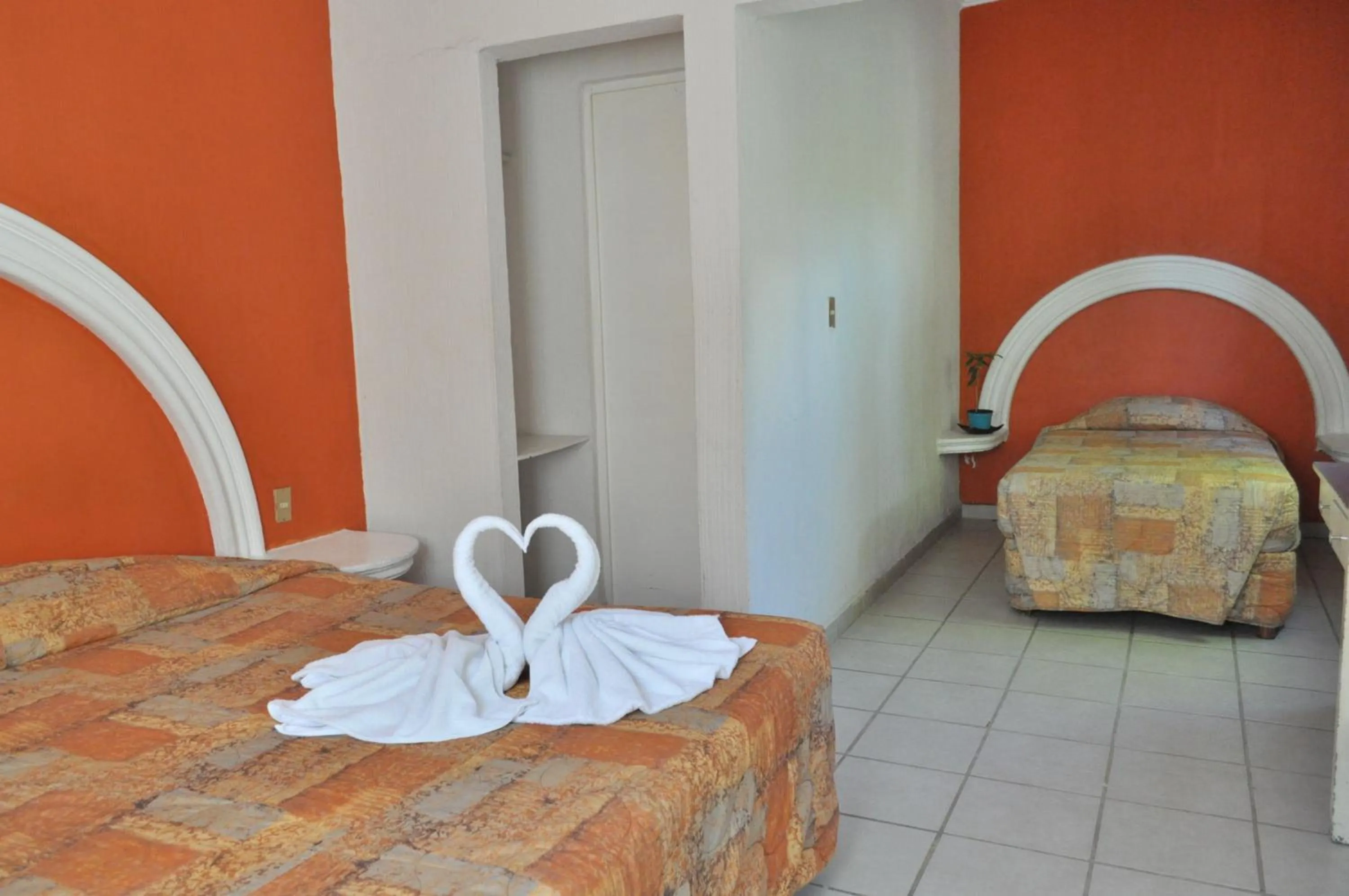 Bed in Hotel del Tajo