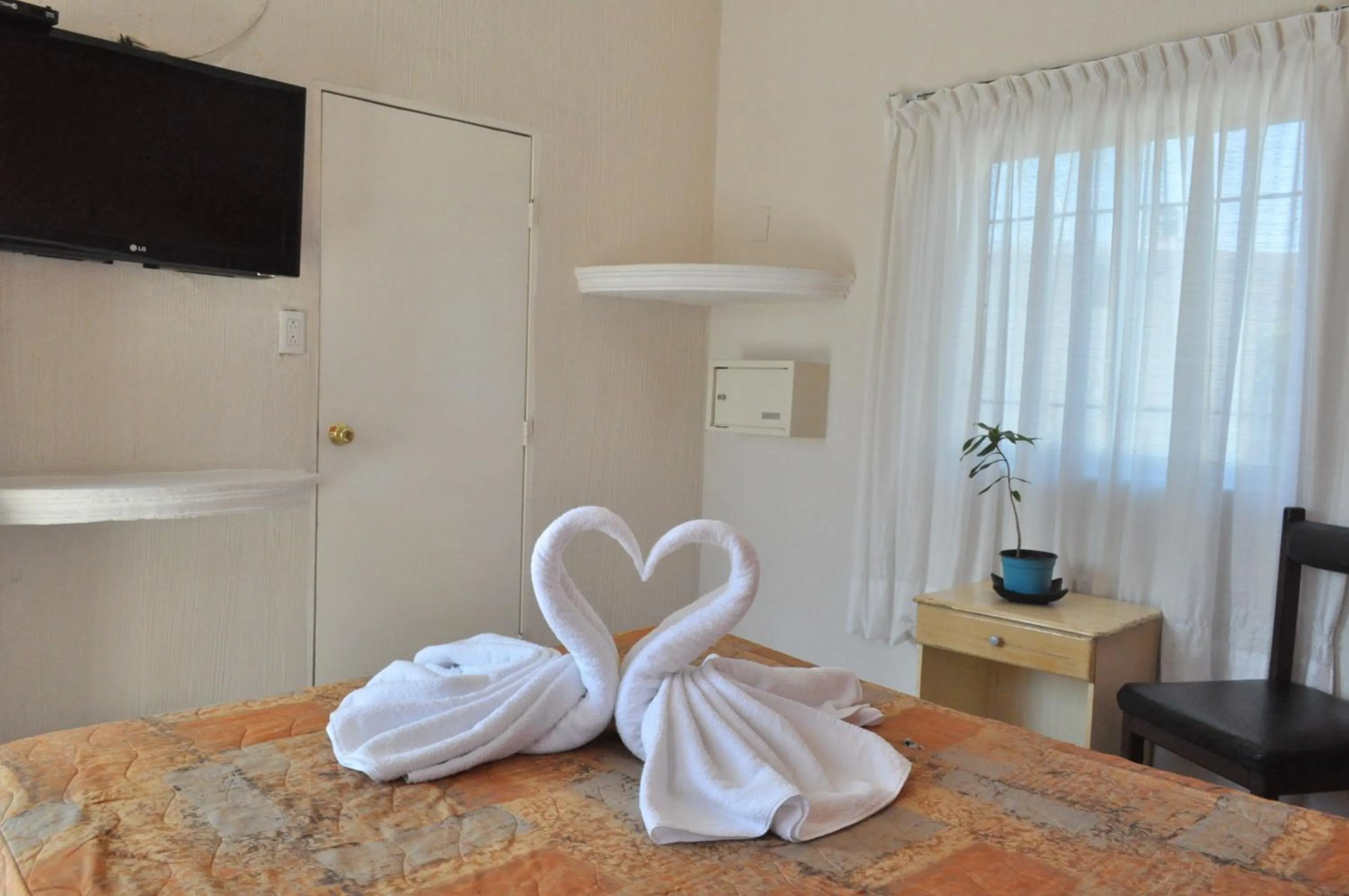 Bed in Hotel del Tajo