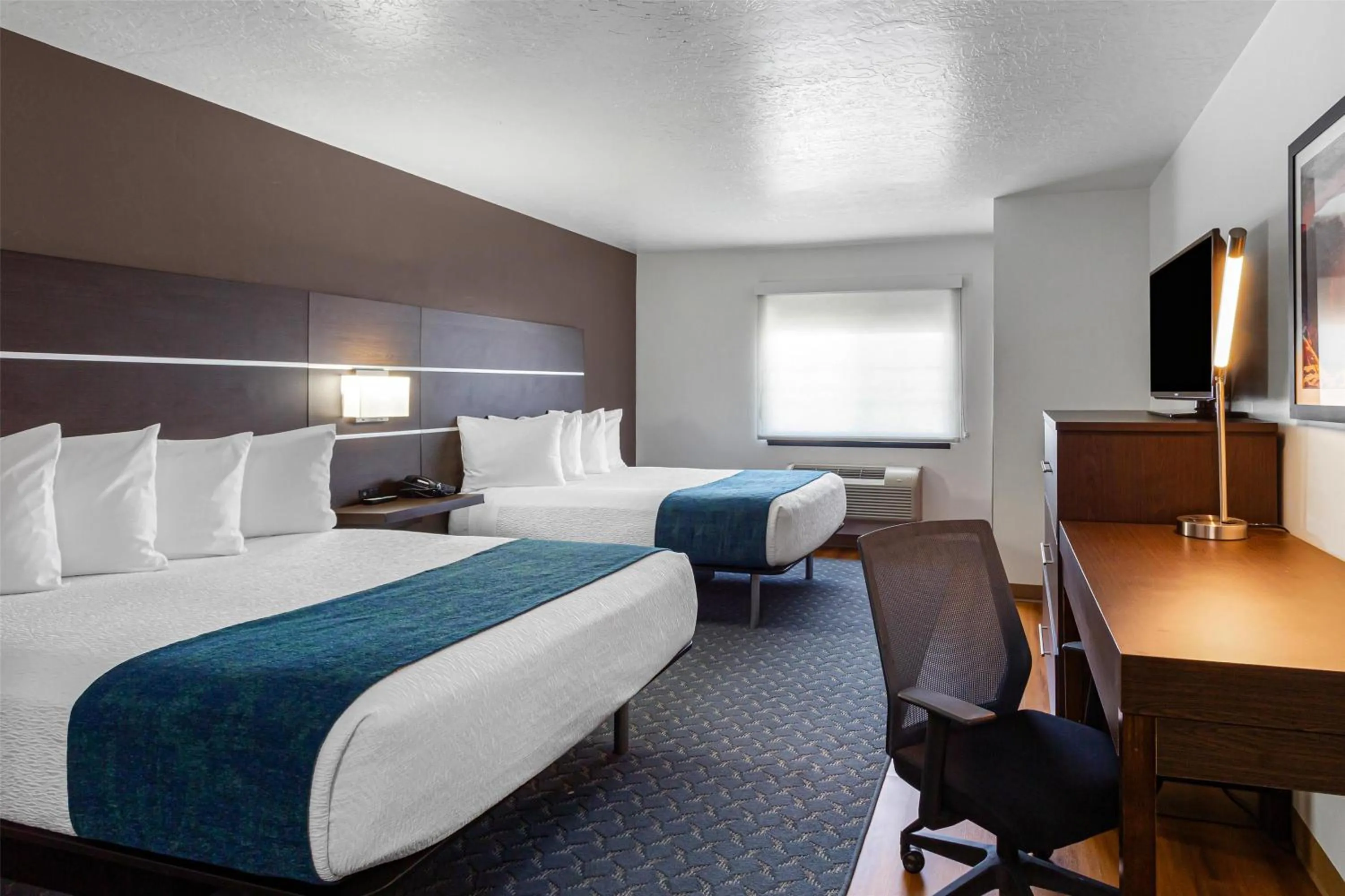 Bedroom, Bed in Best Western Duchesne Inn