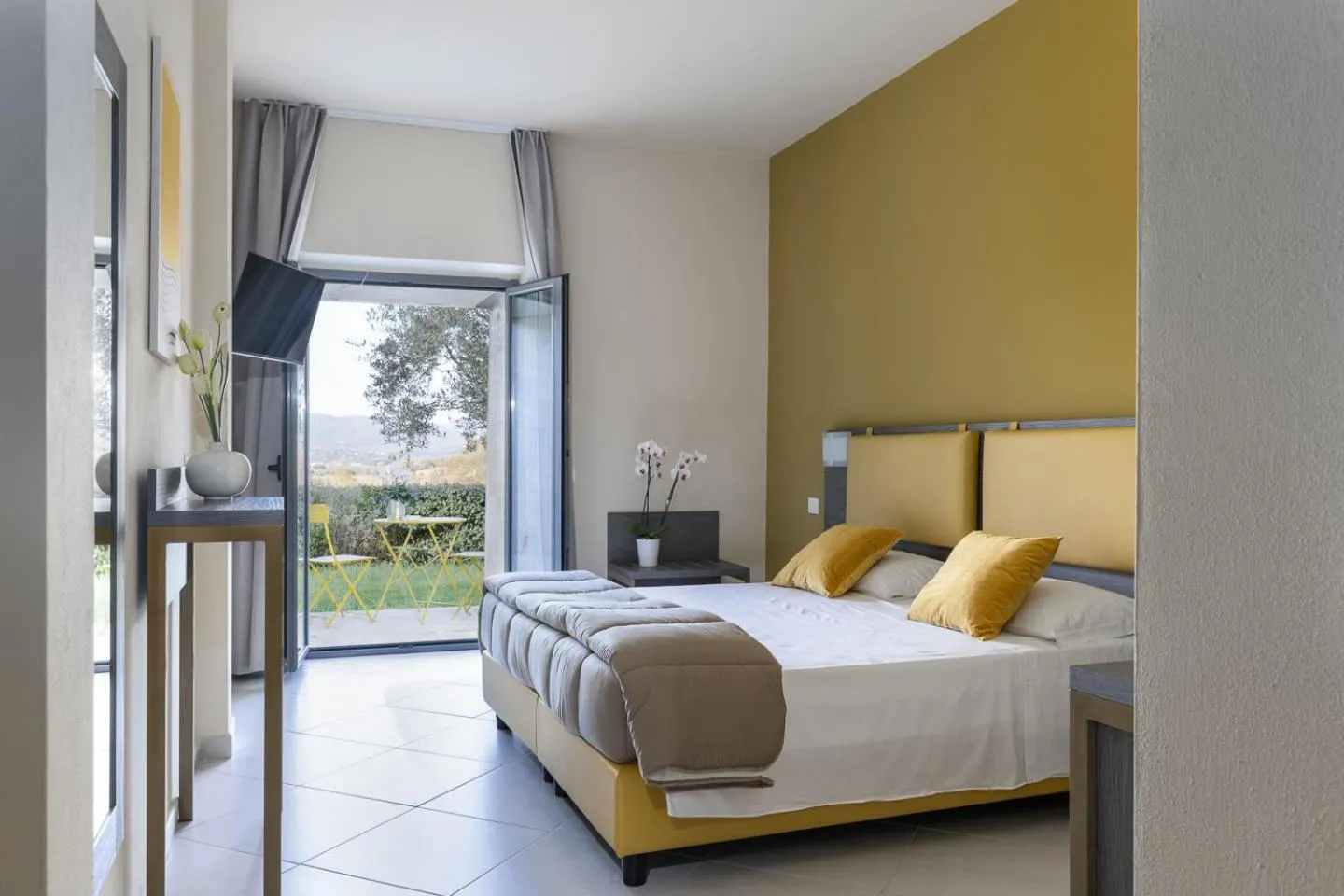 Bedroom, Bed in Tuscasì Aparthotel