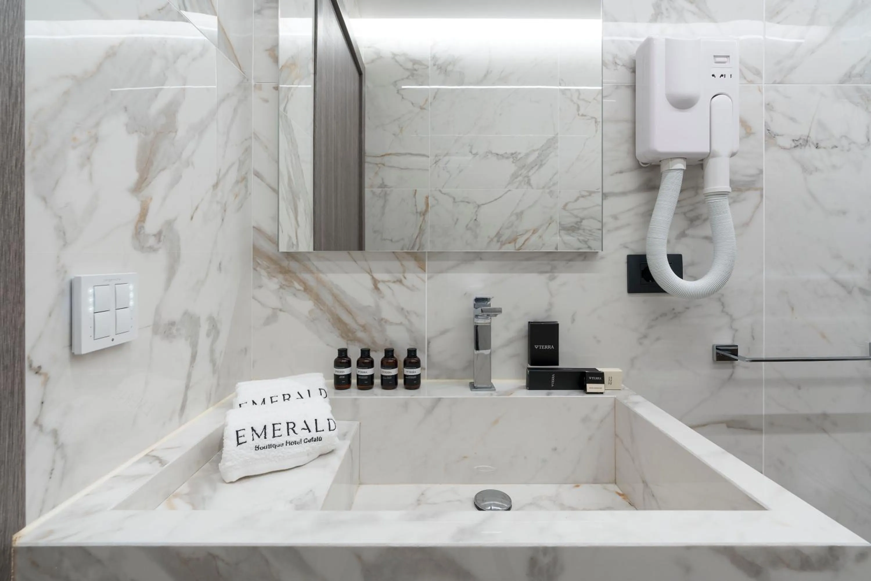 Bathroom in Emerald Hotel Residence Cefalù