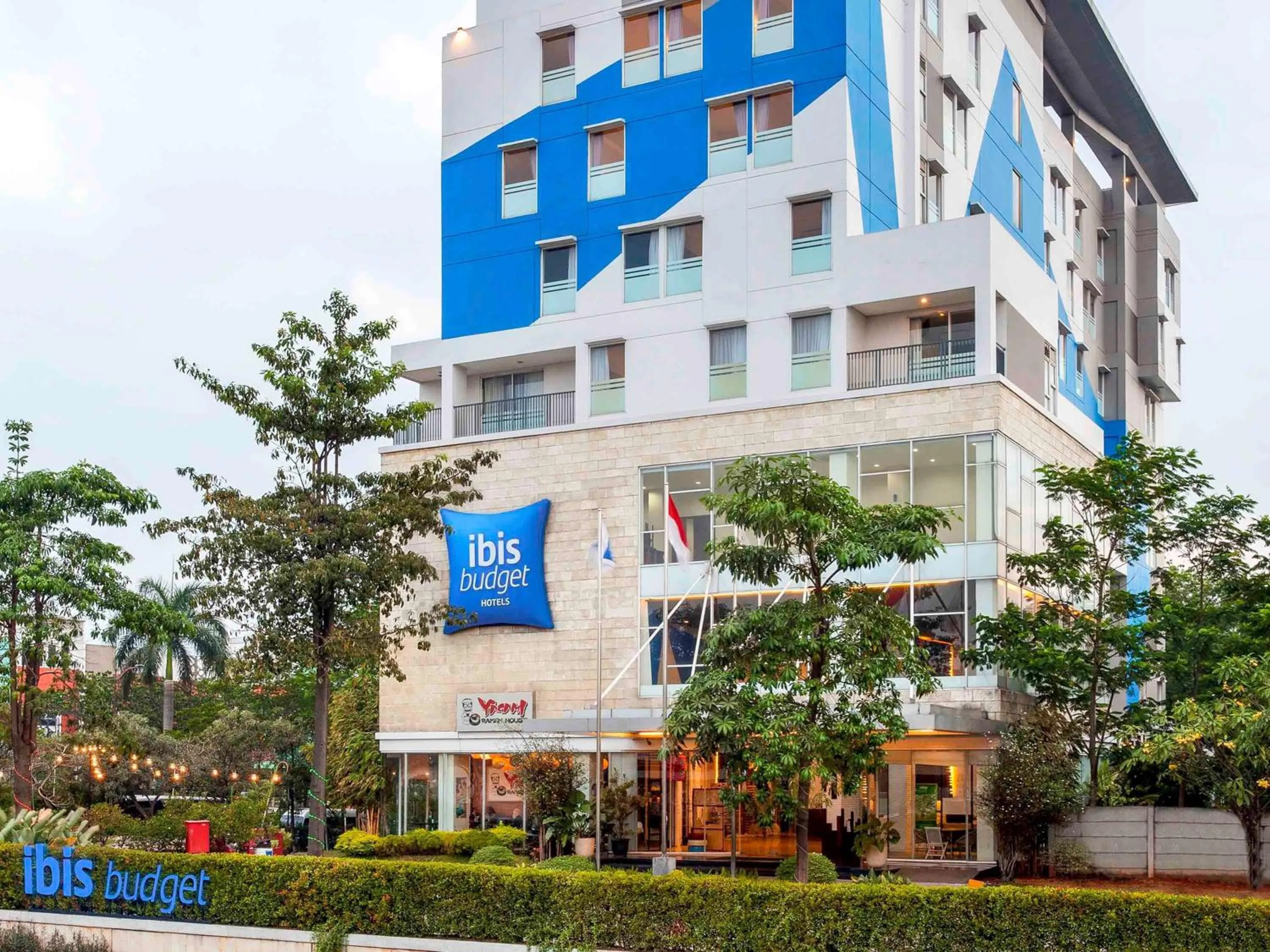 Property Building in ibis Budget Cikarang Festival