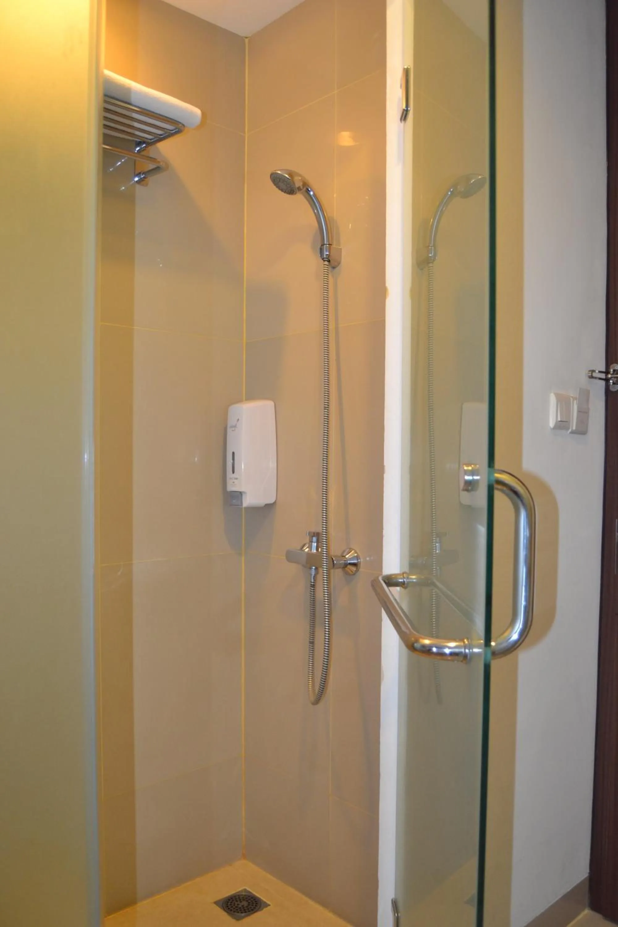Bathroom in ibis Budget Cikarang Festival