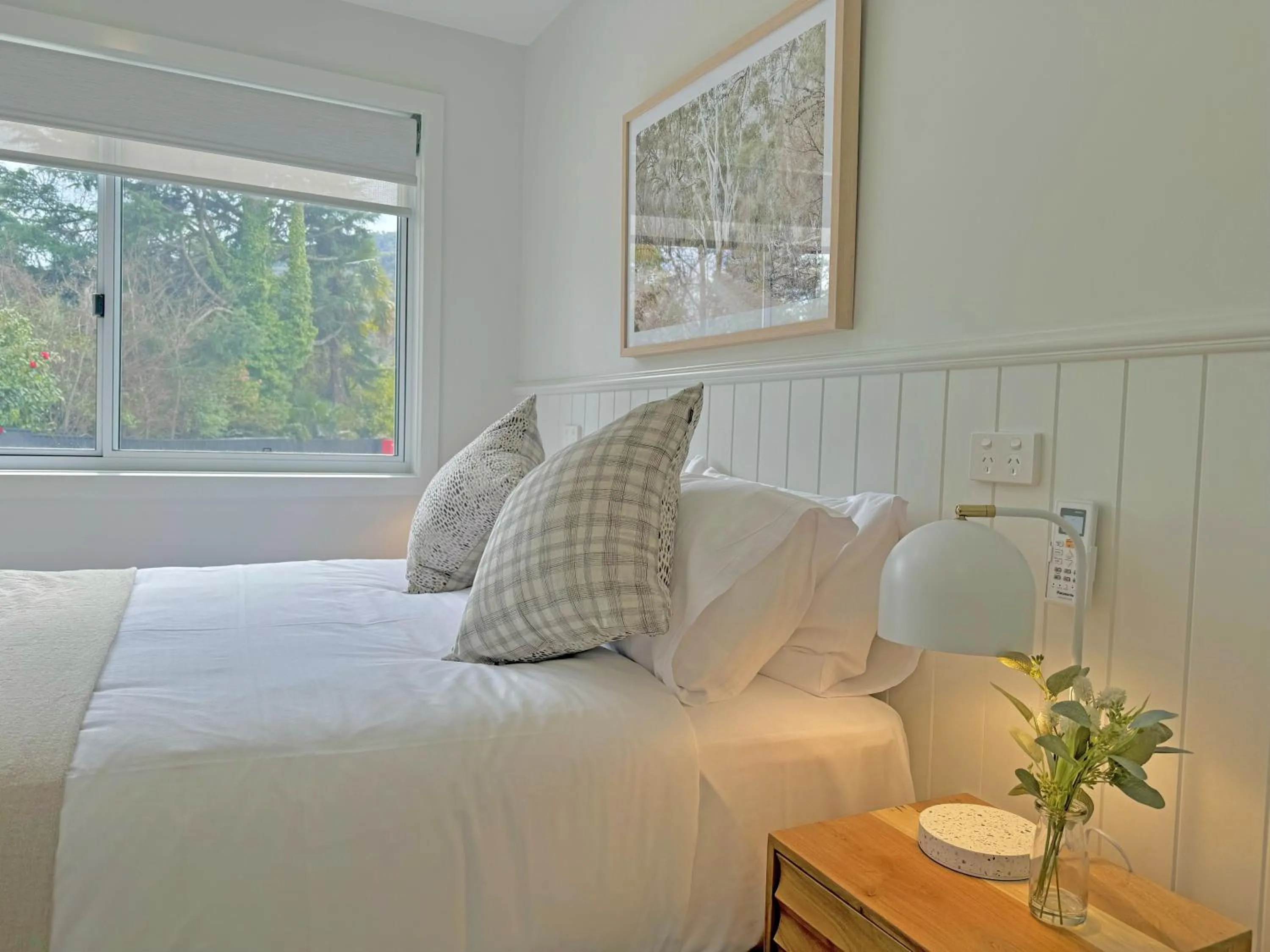 Bedroom, Bed in Tasman Holiday Parks - South Bright