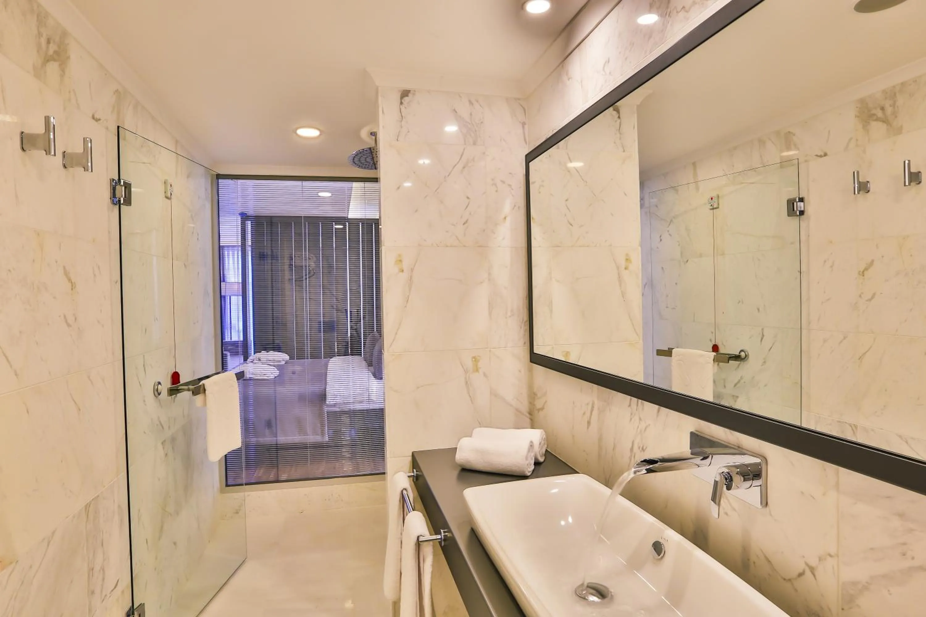 Bathroom in Business Life Hotel & Spa Şişli