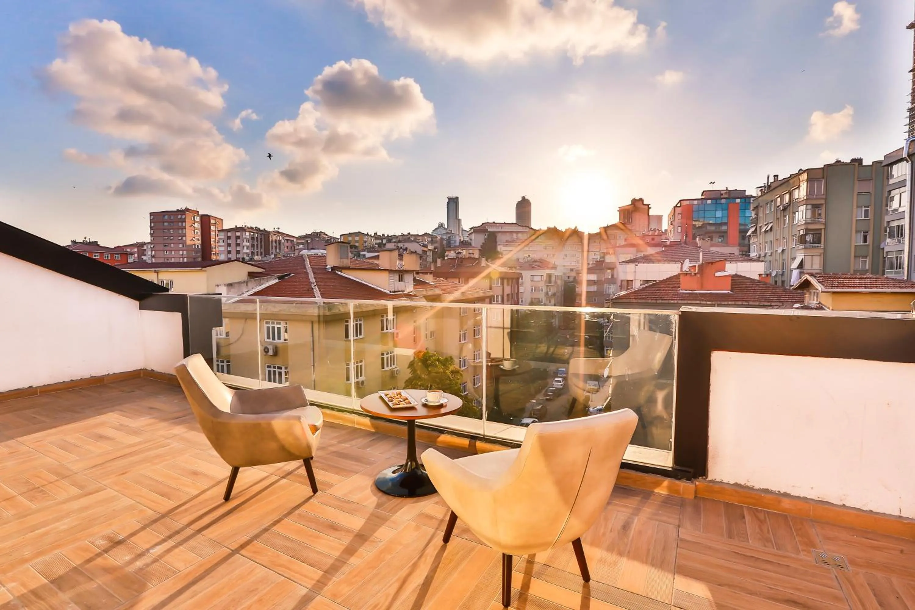 Balcony/Terrace in Business Life Hotel & Spa Şişli