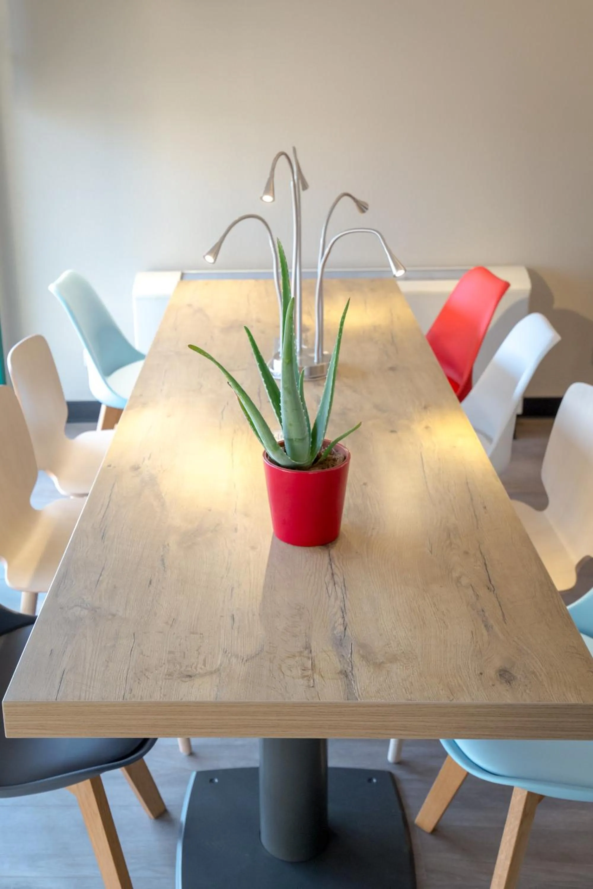 Lounge or bar in ibis Perpignan Nord Rivesaltes