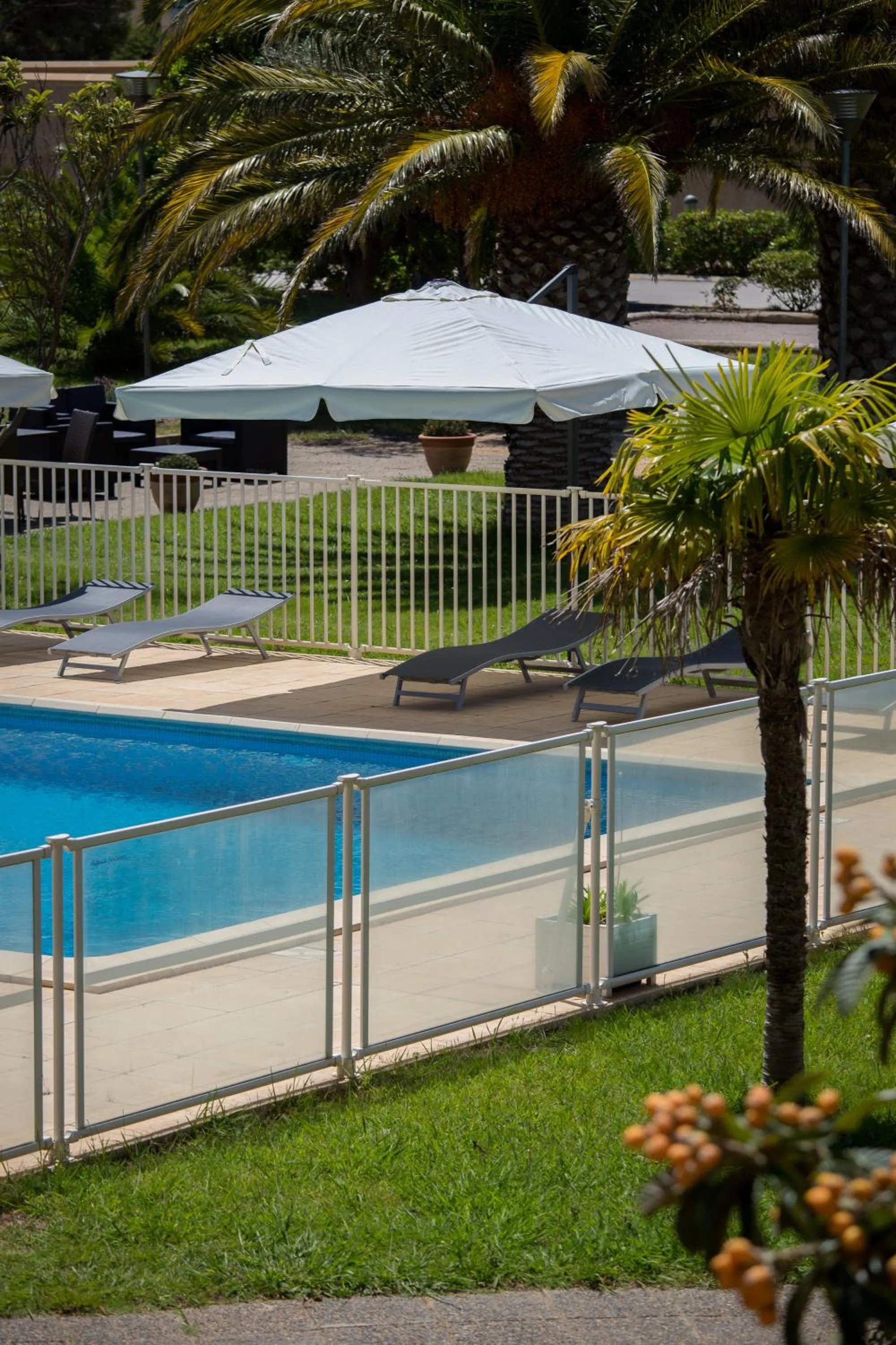 Garden in ibis Perpignan Nord Rivesaltes