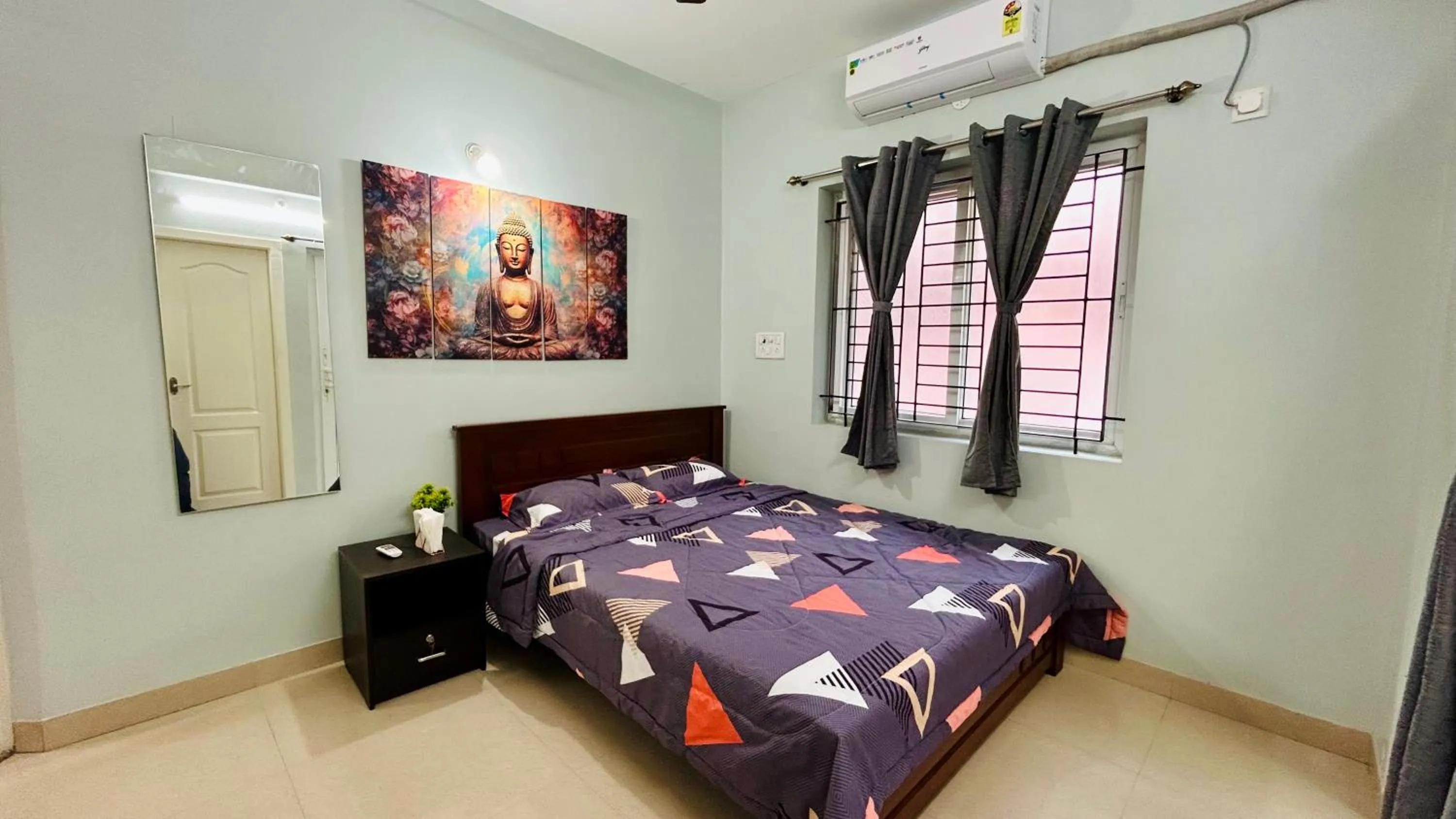 Bed in Vishaka Daily Rentals