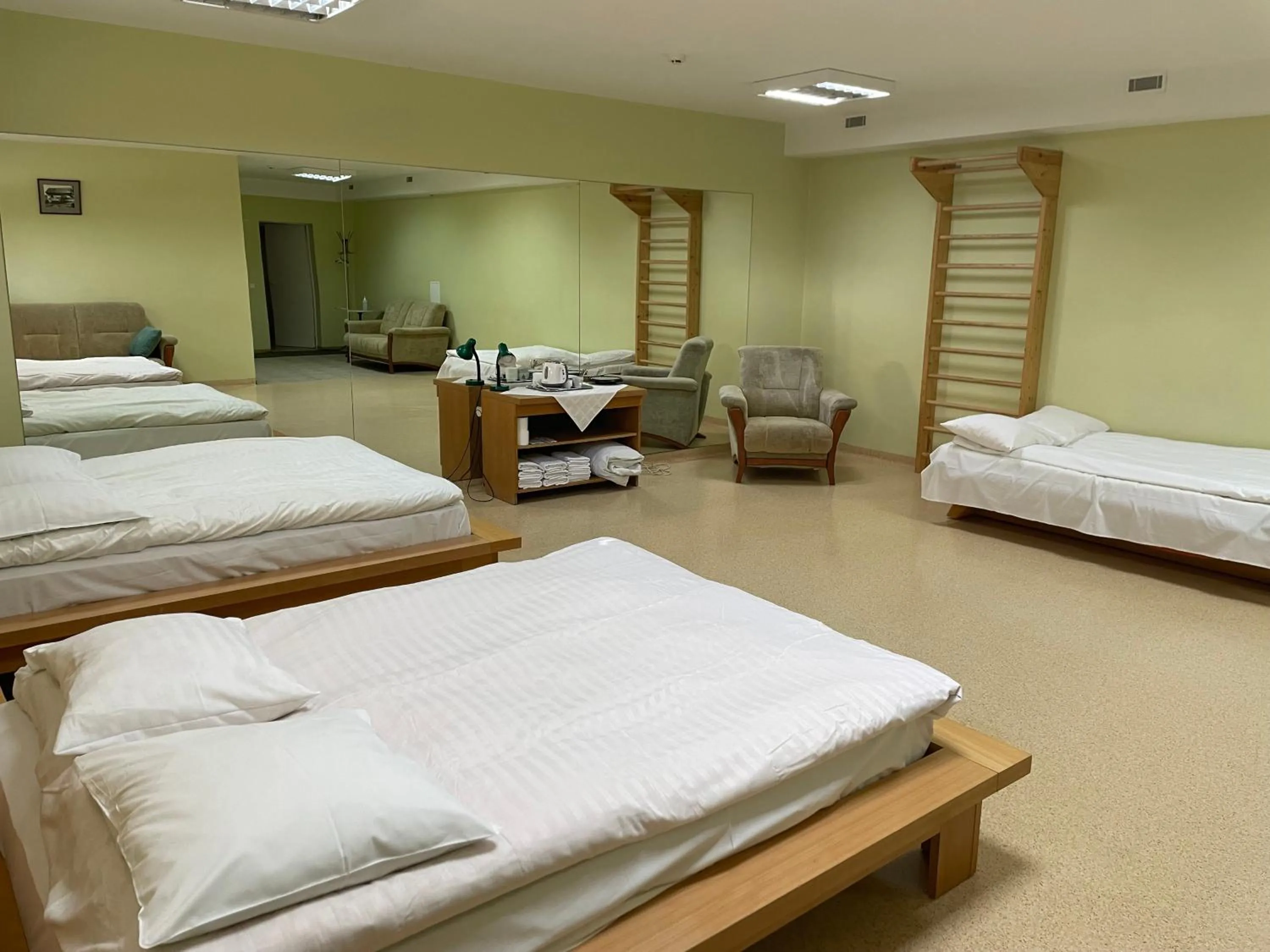 Aismares Hostel