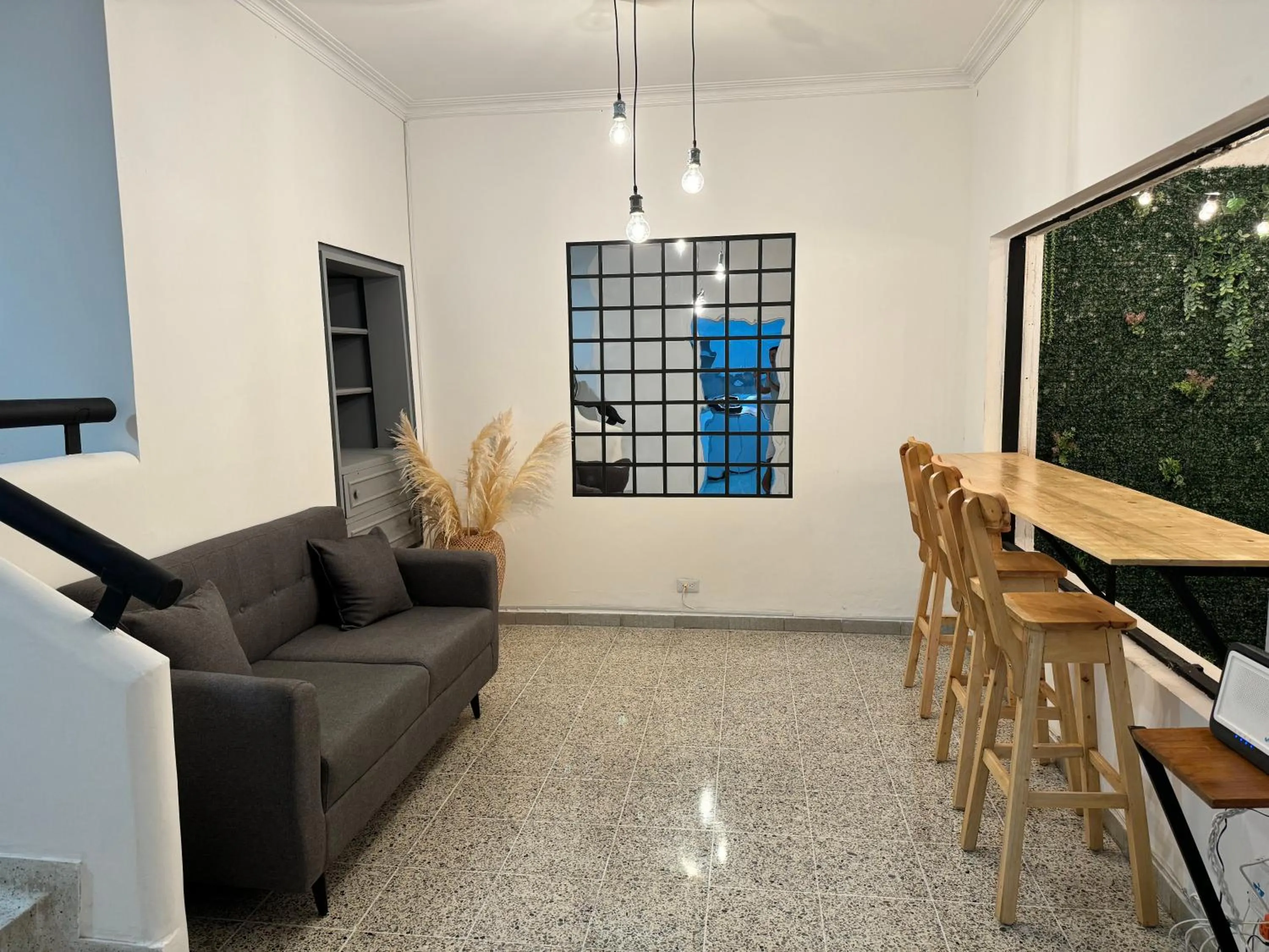 Communal lounge/ TV room in Rustik House