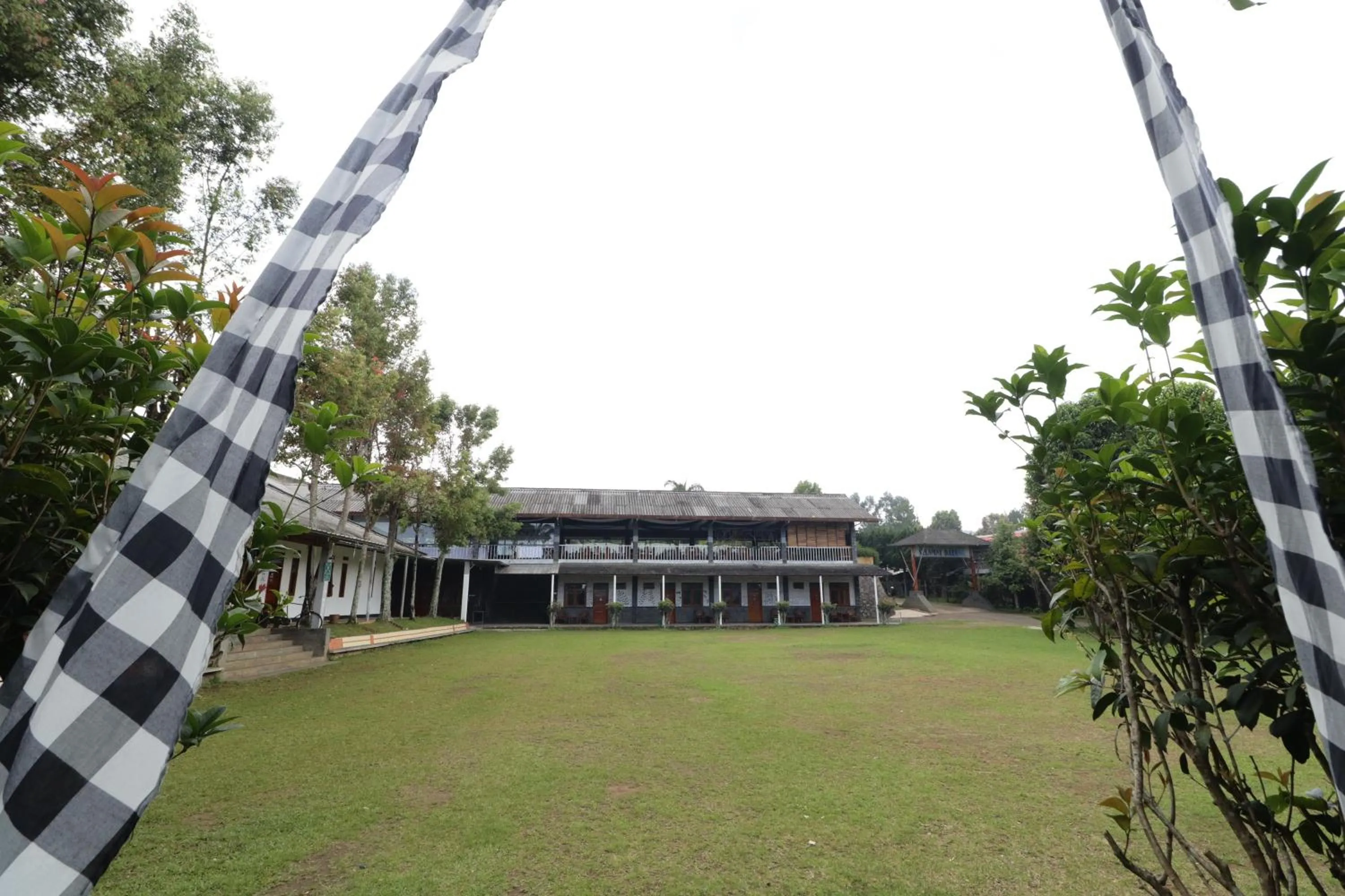 Area and facilities in Nirwana Lembang