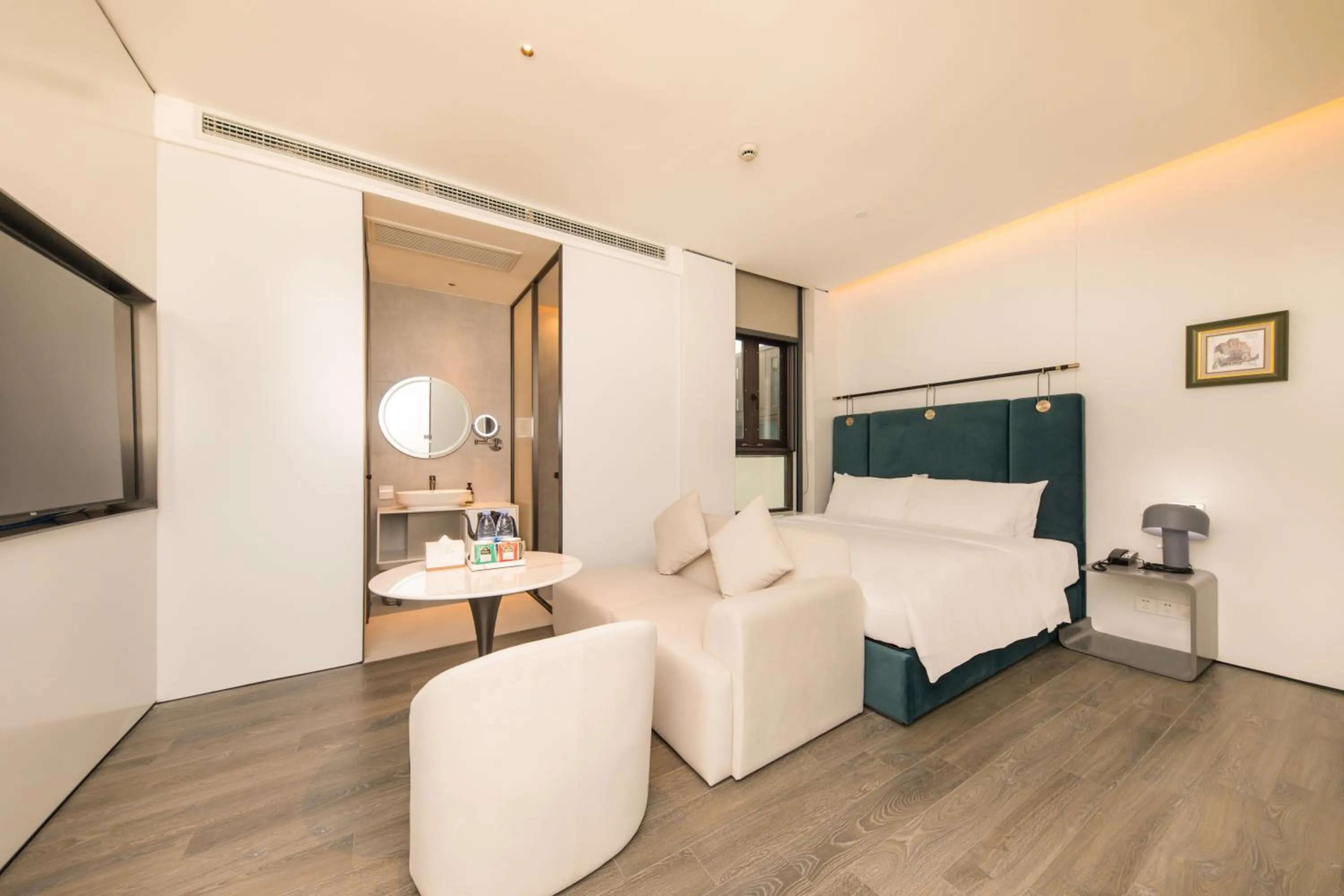 Bed in Shanghai Autoongo Bund Hotel