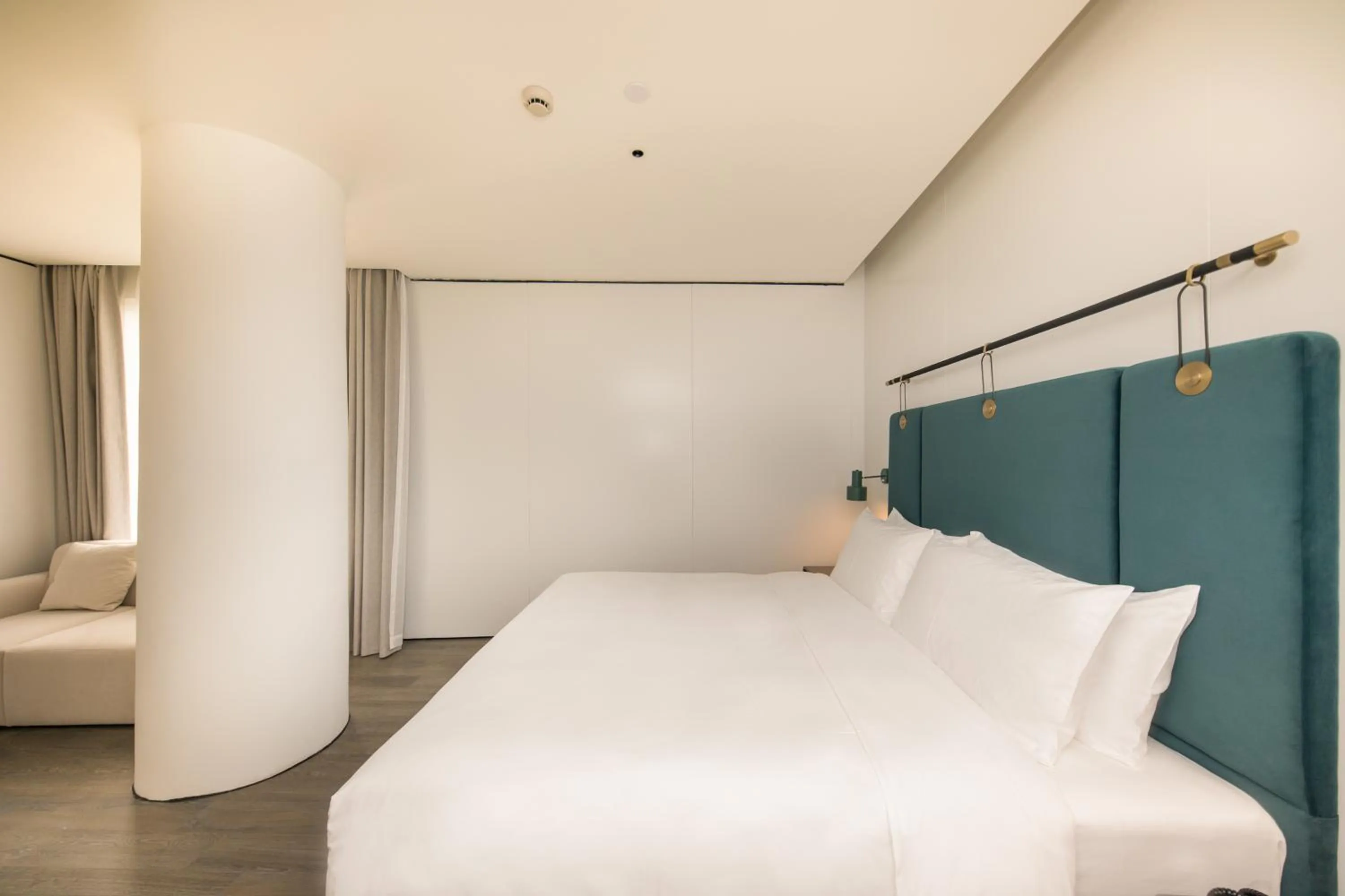 Bed in Shanghai Autoongo Bund Hotel