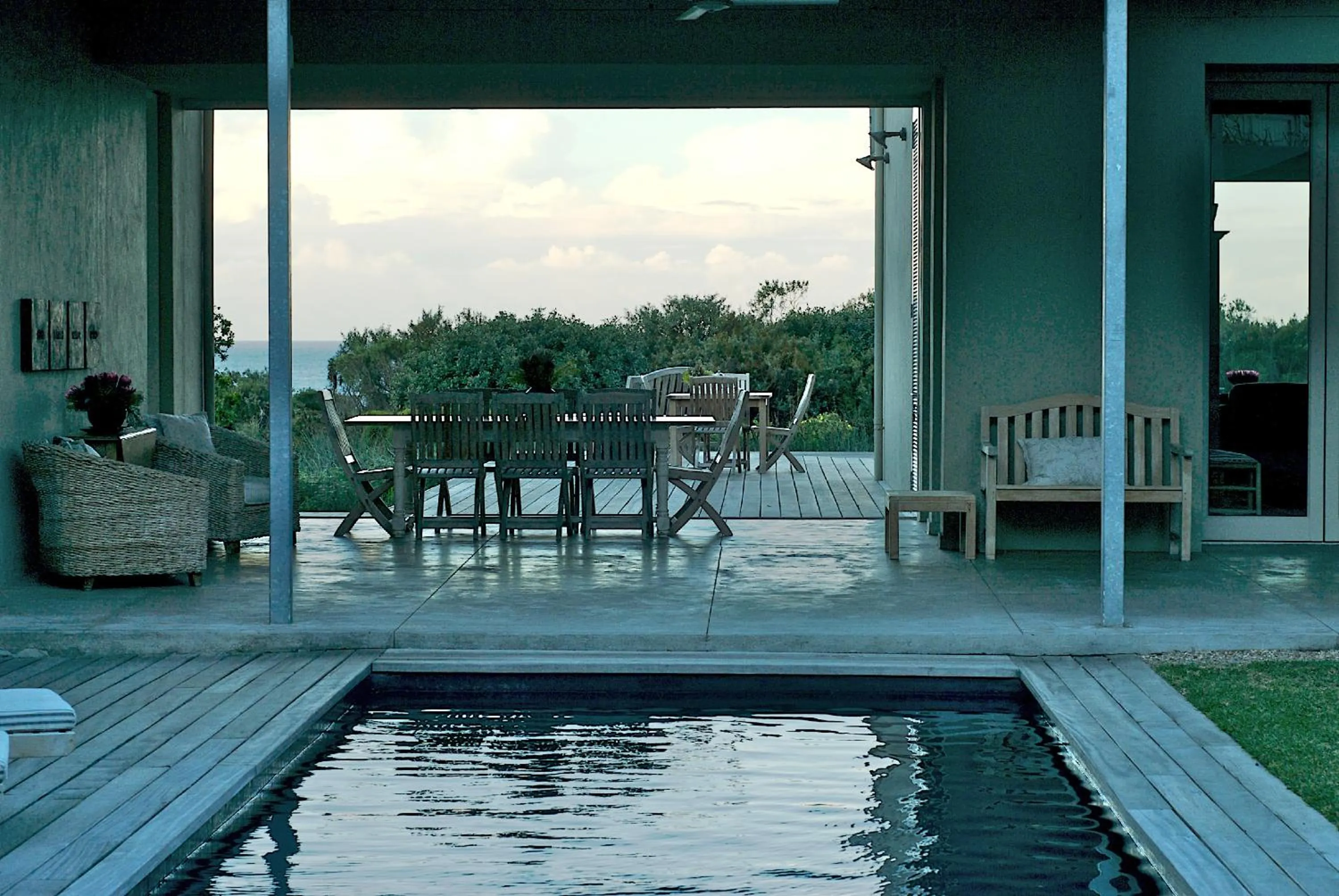 Day in Mosselberg on Grotto Beach