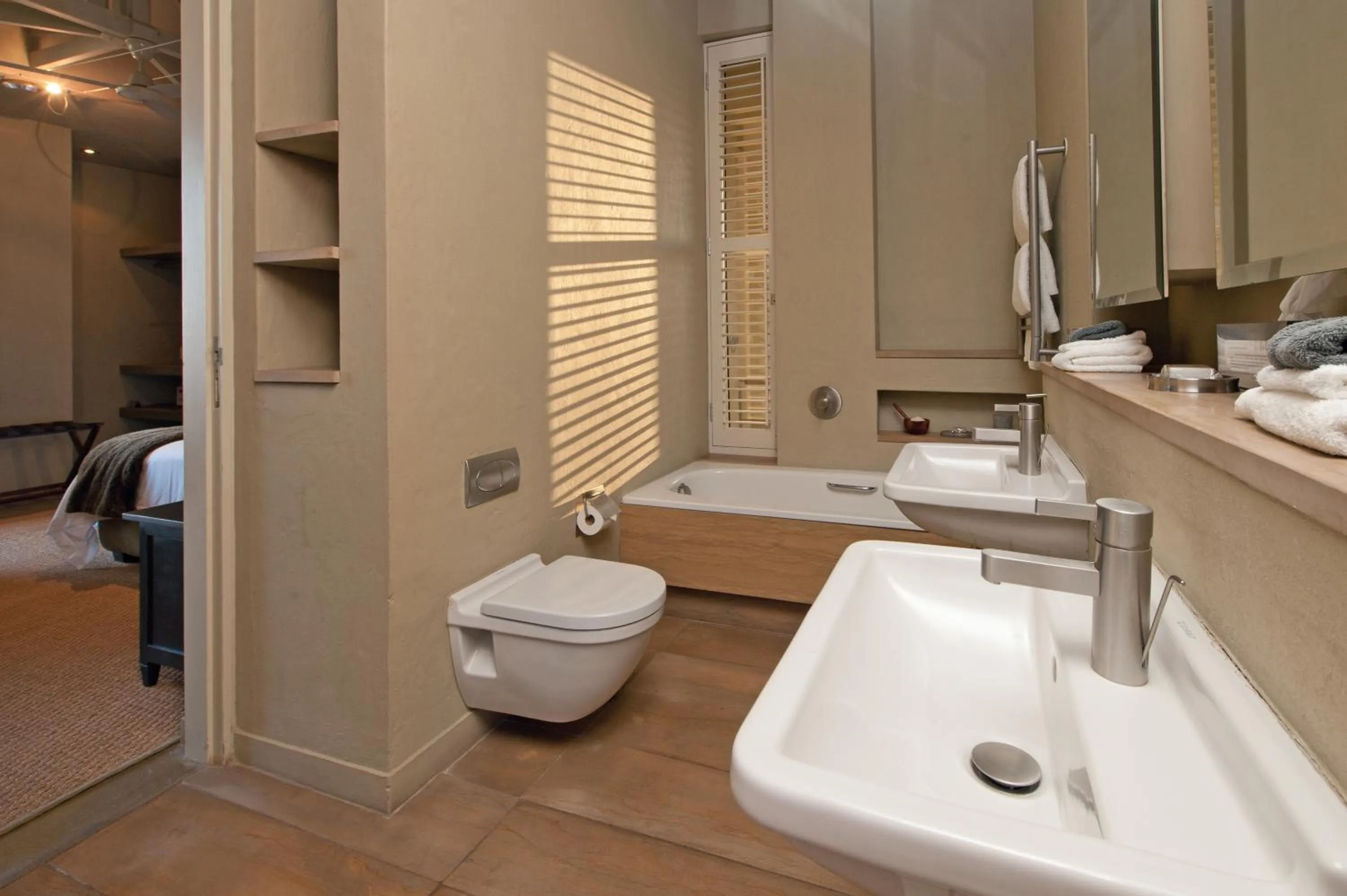 Shower in Mosselberg on Grotto Beach