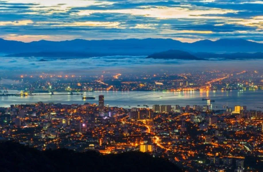 Quint Residence, Georgetown - Rustic Heritage Guesthouse by ALV