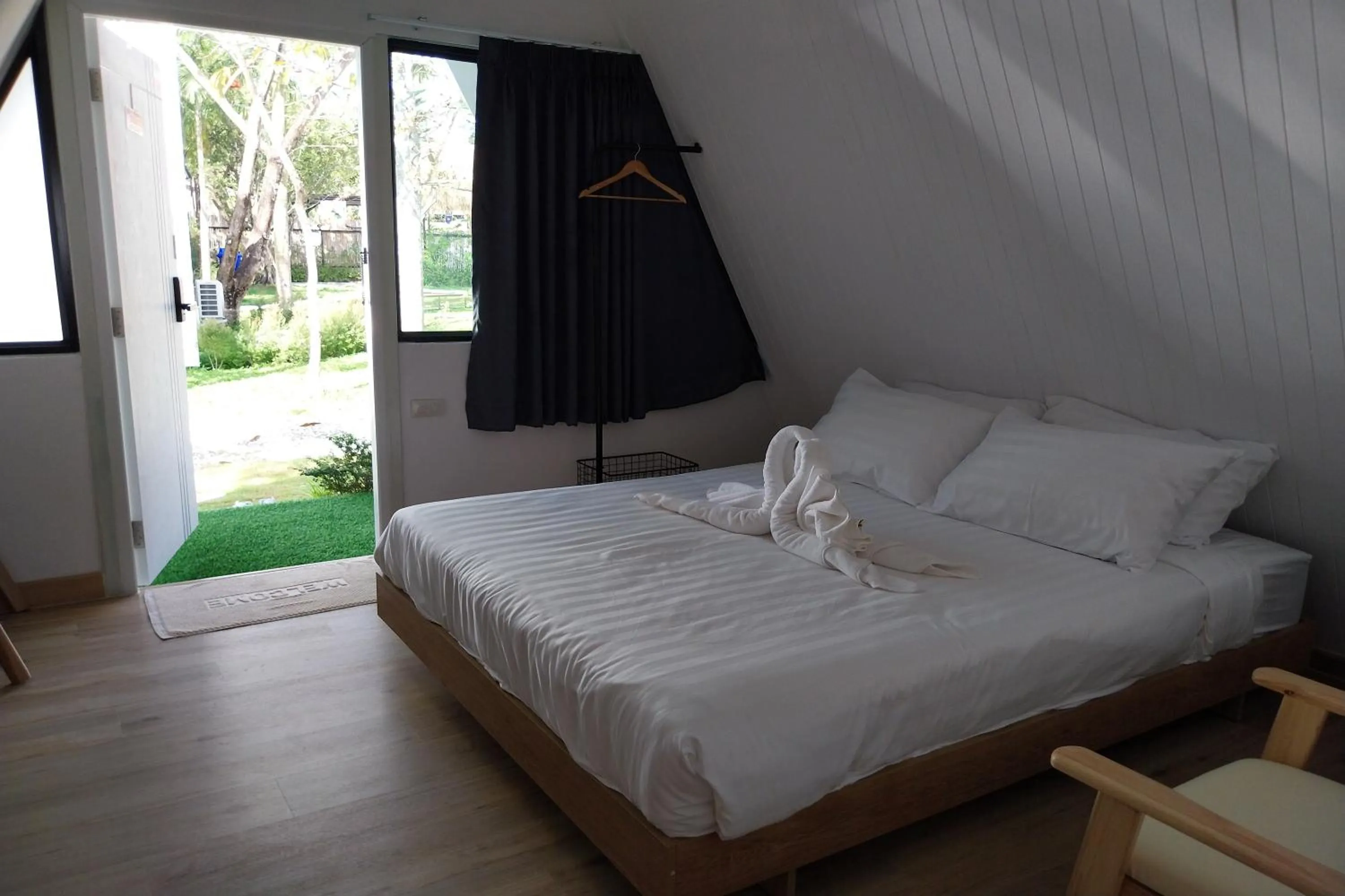 Bedroom, Bed in It my life cafe x camp