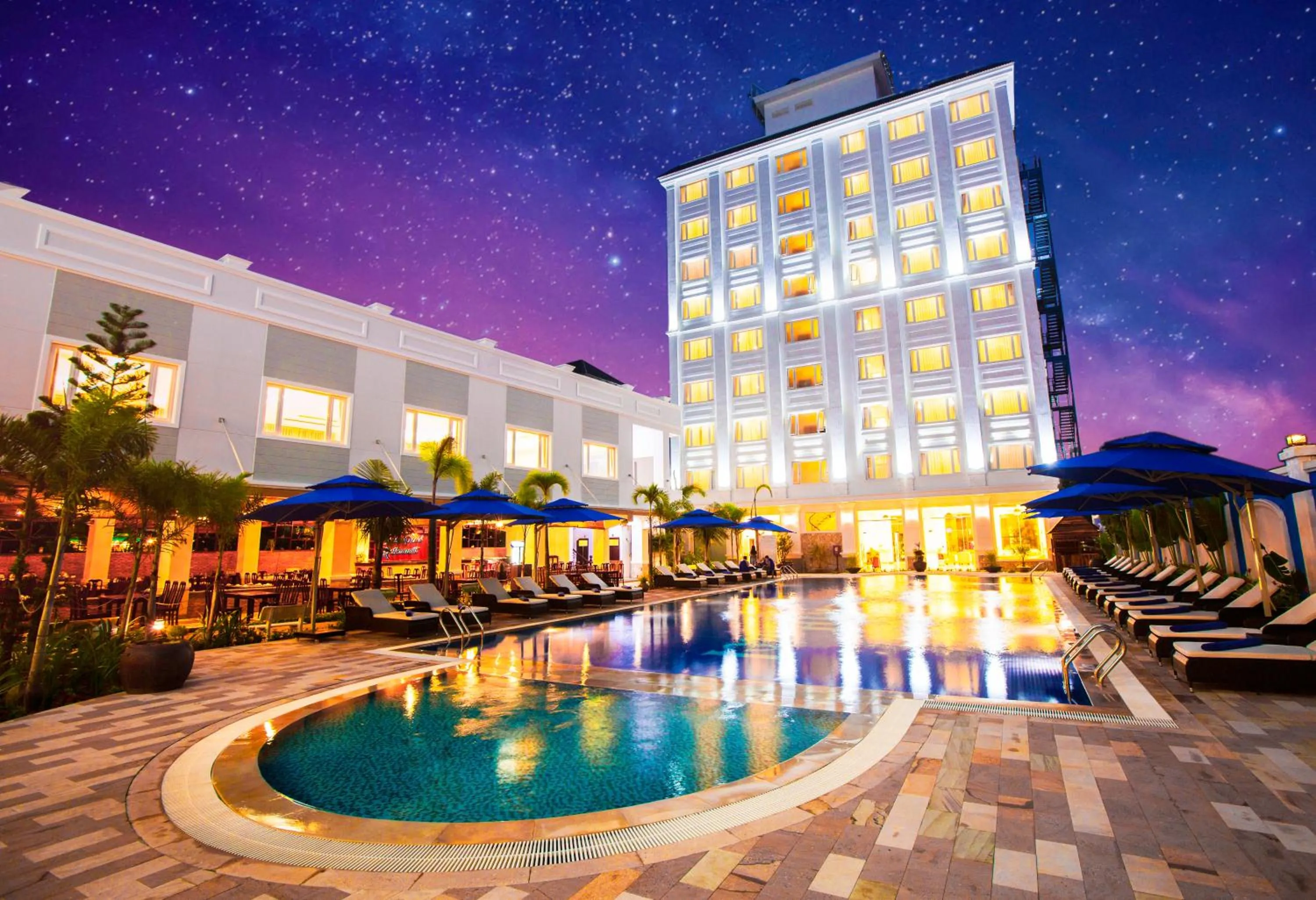 Swimming pool in Ocean Pearl Hotel Phu Quoc