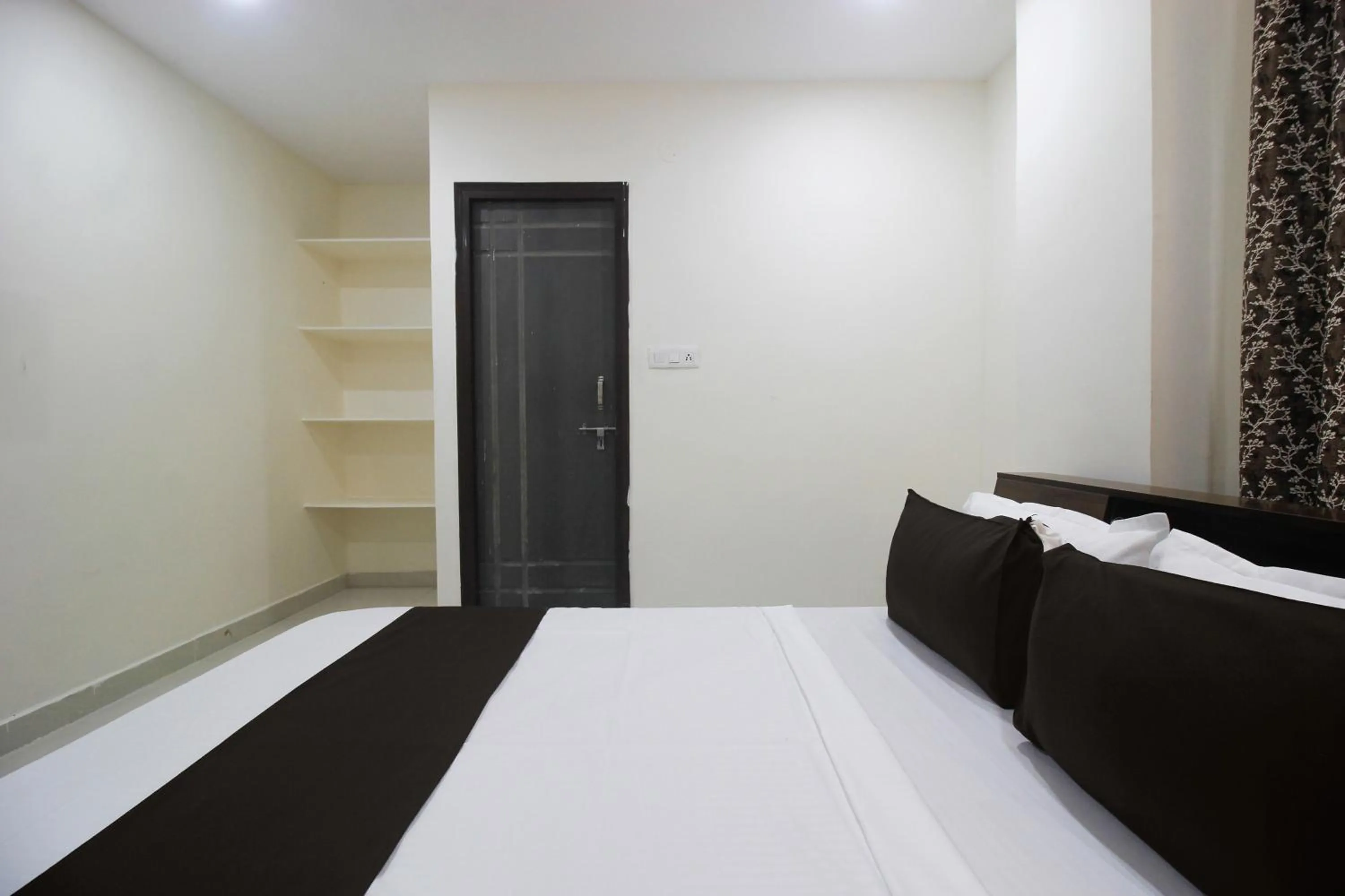 Bedroom, Bed in Collection O Stayo