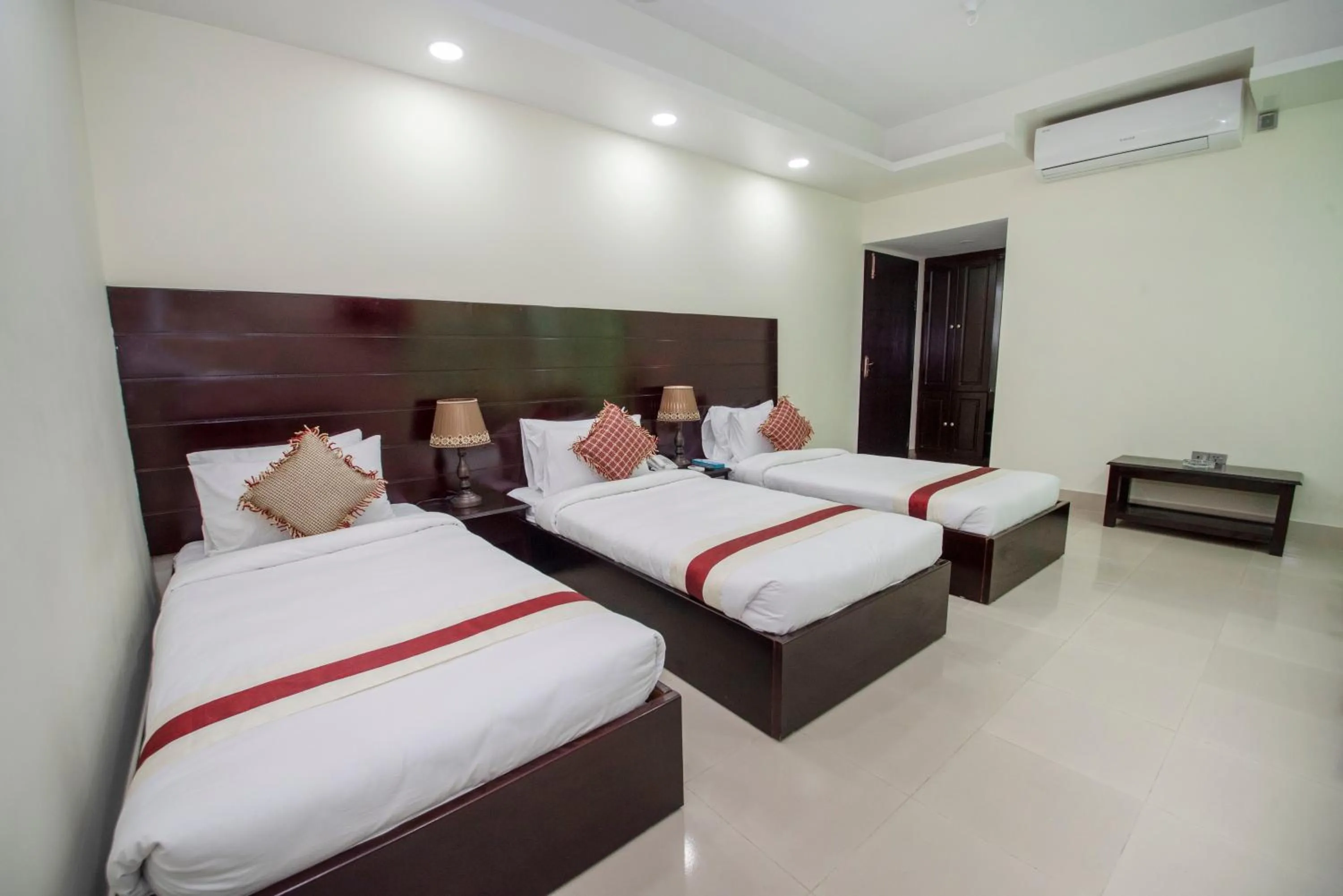 Bed in Hotel Ali Plaza