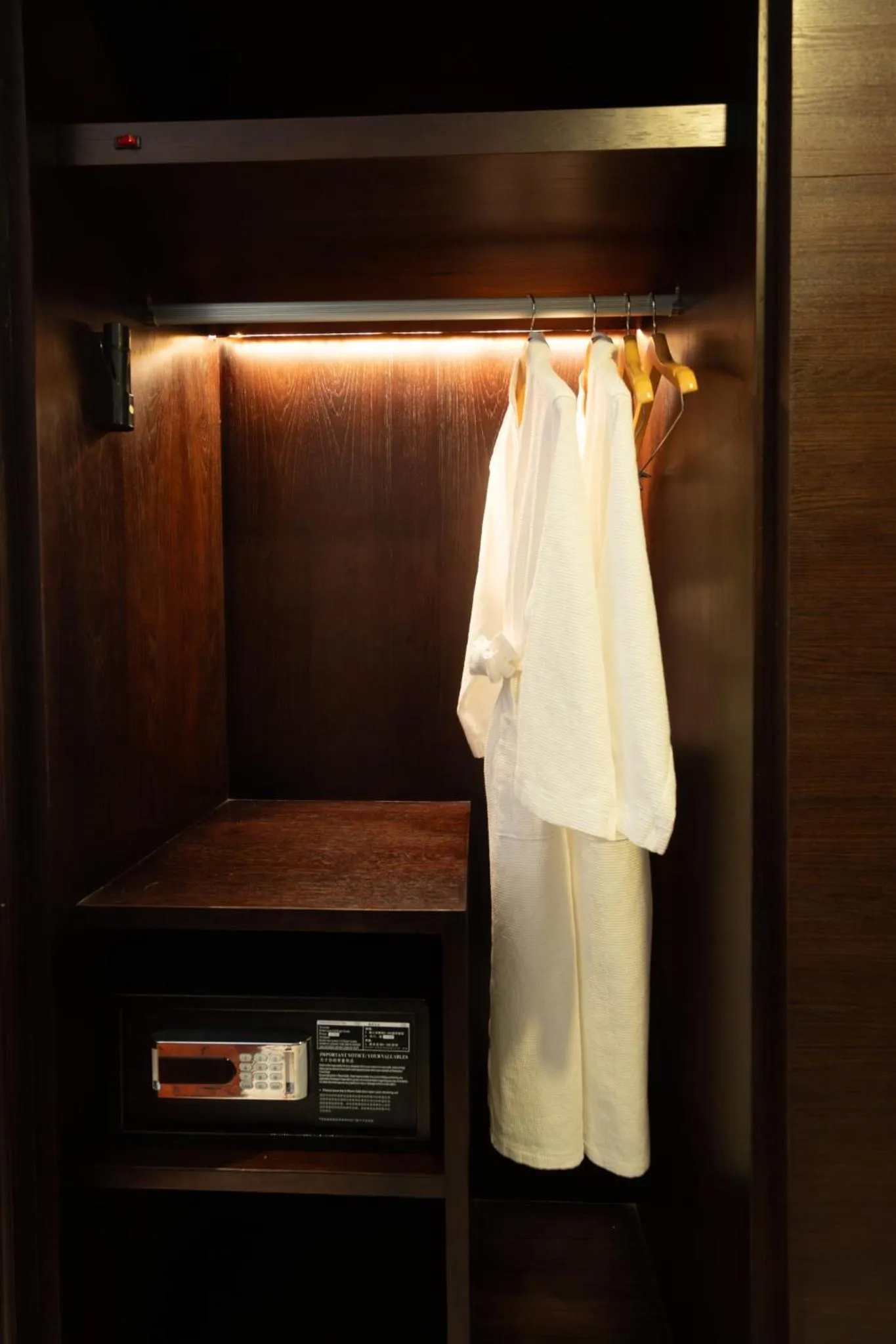 Mintra Hotel Vientiane