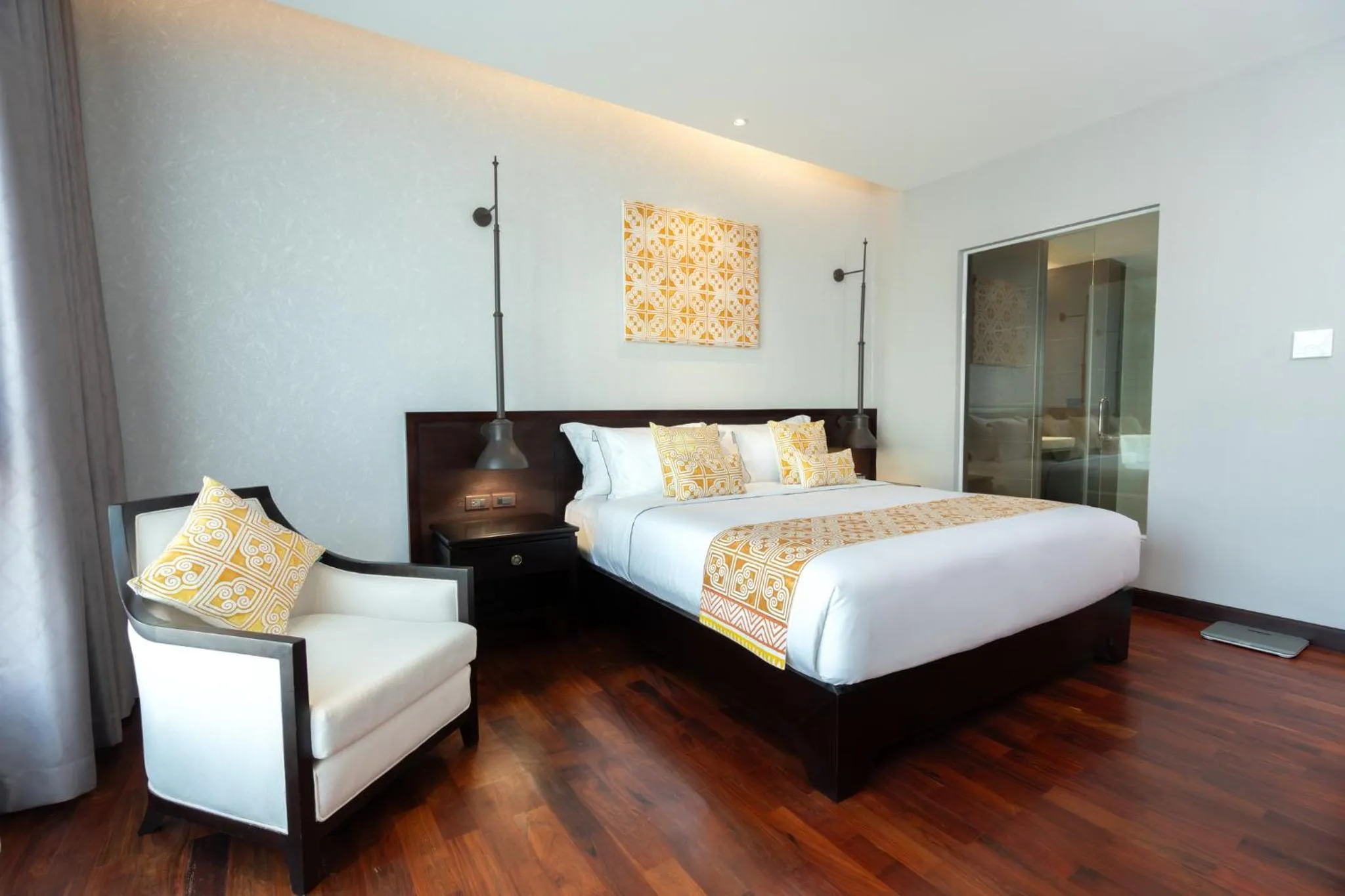Guests, Bed in Mintra Hotel Vientiane