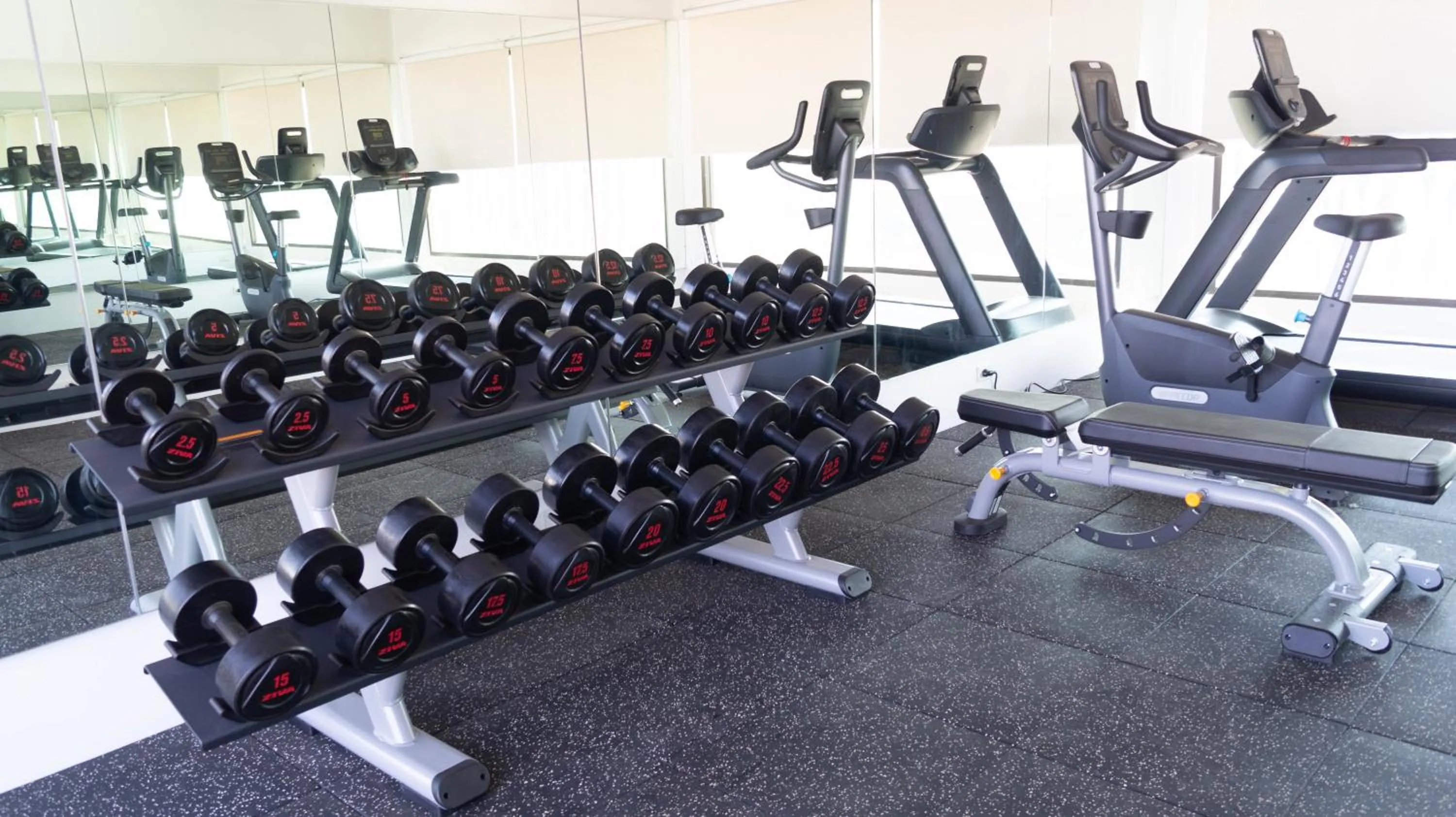 Fitness centre/facilities in Mintra Hotel Vientiane
