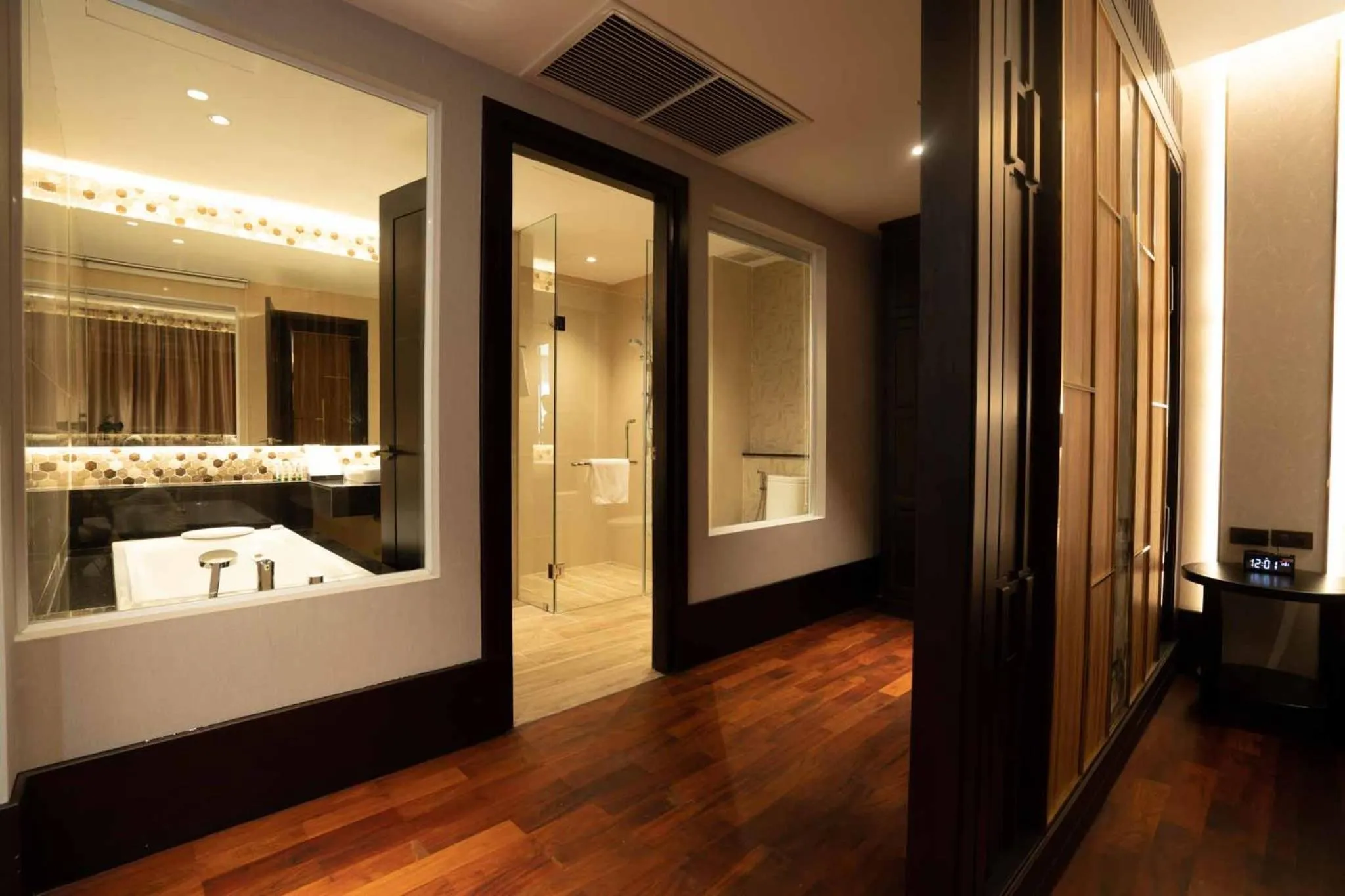 Bathroom in Mintra Hotel Vientiane