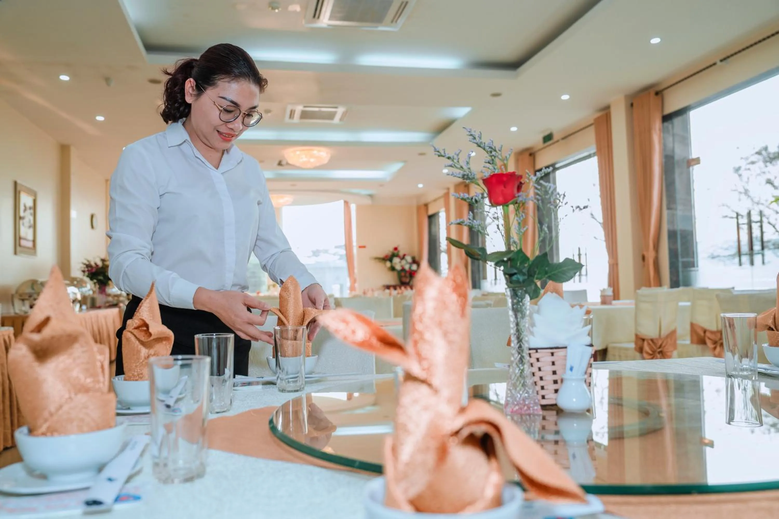 Restaurant/places to eat in Hung Long Harbour Hotel