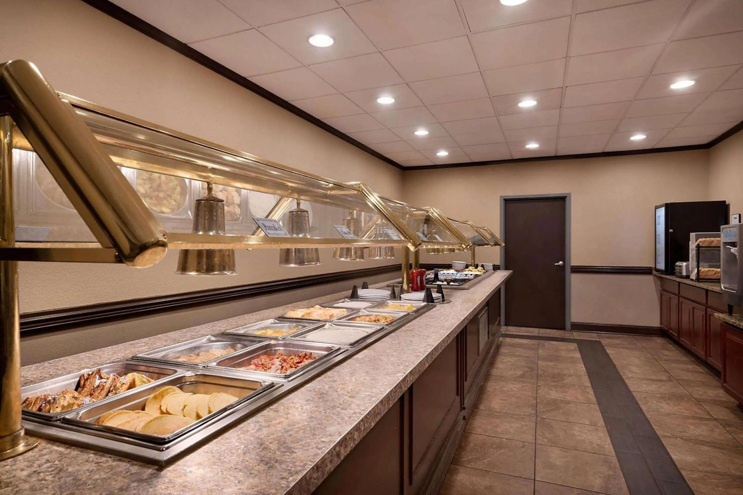 Restaurant/places to eat in Days Inn by Wyndham Culpeper