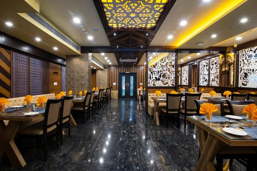 Property building in Hotel White Rock