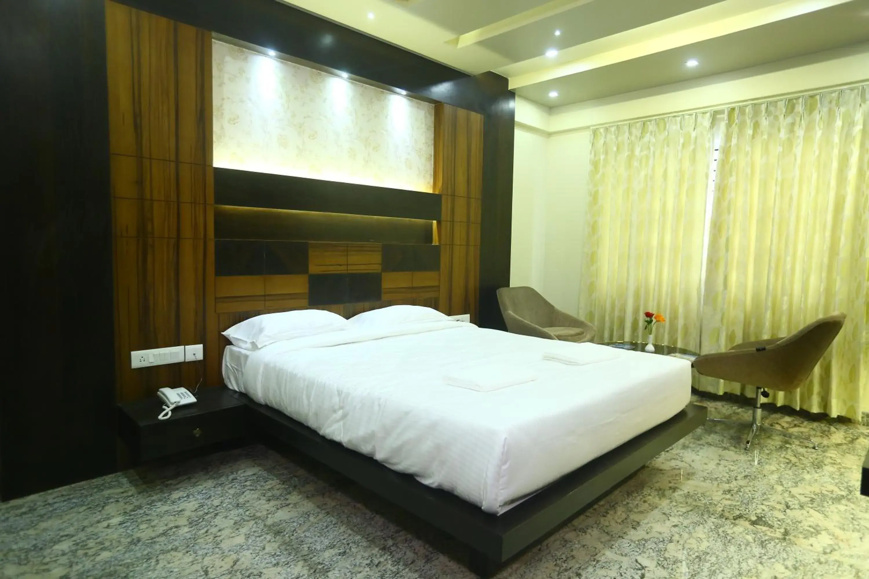 Double Room in Hotel White Rock Double Room in Hotel White Rock