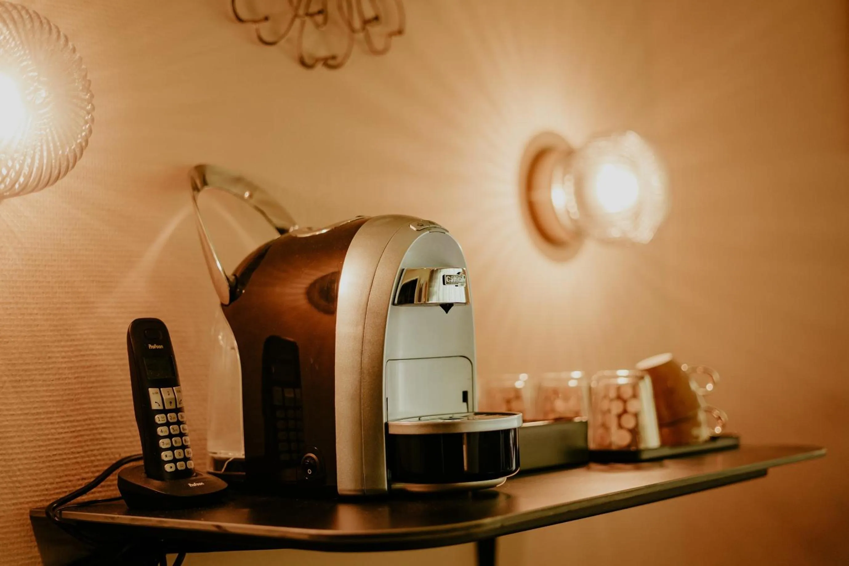 Coffee/tea facilities in Hotel Heemskerk