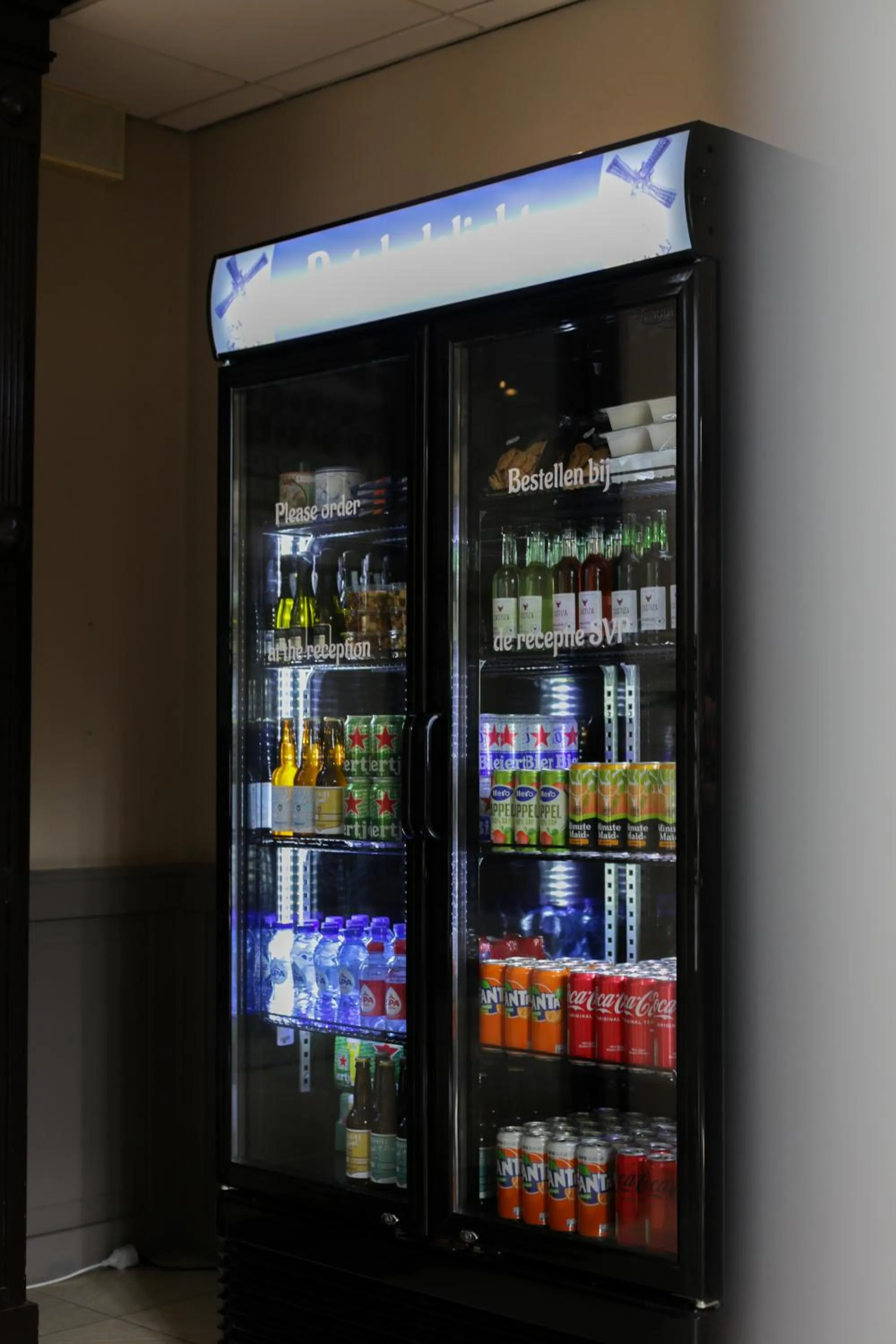 Food and drinks in Hotel Heemskerk